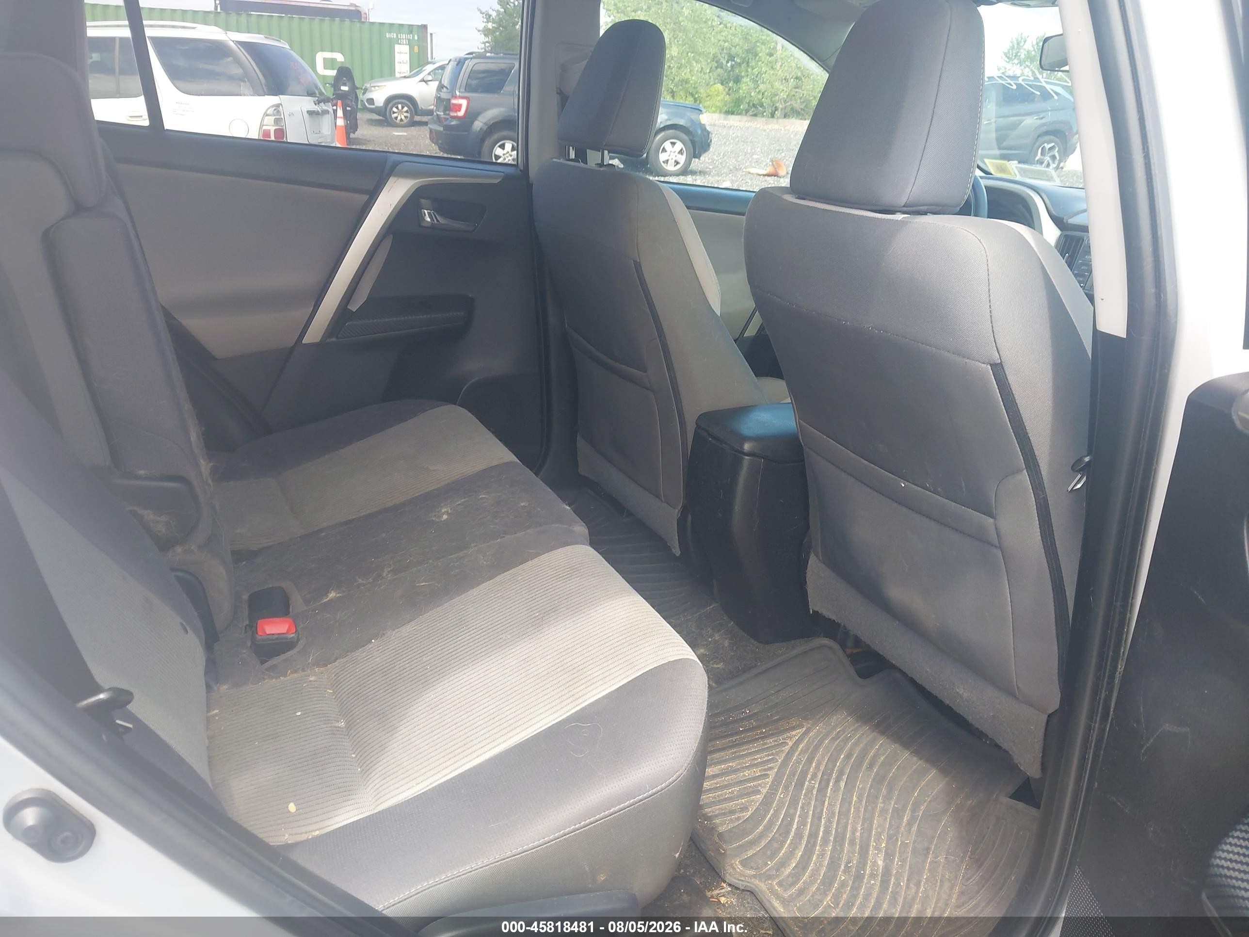 2015 Toyota Rav4 Xle Silver vin: 2T3RFREV7FW386211