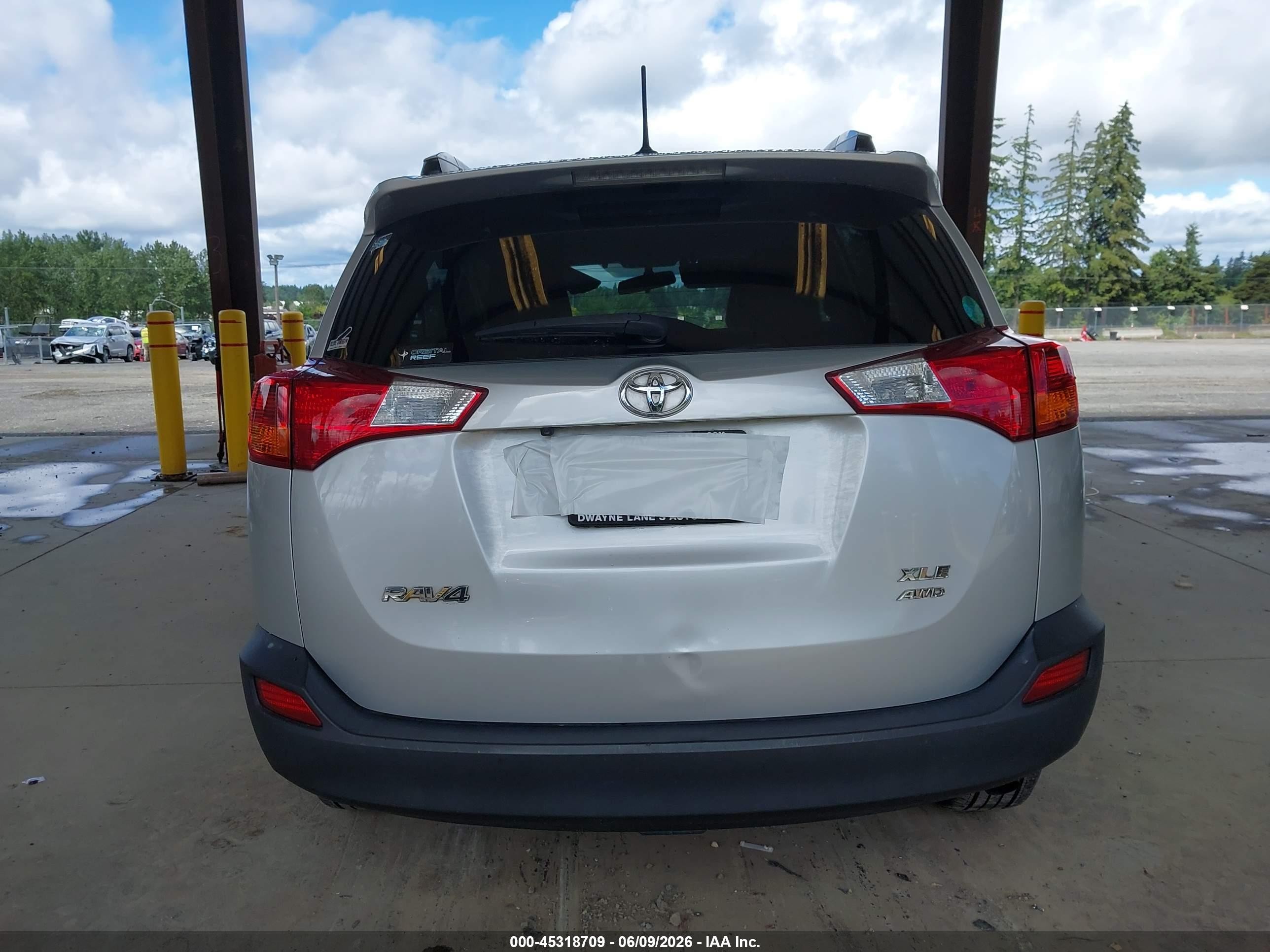 2015 Toyota Rav4 Xle Silver vin: 2T3RFREV7FW401659