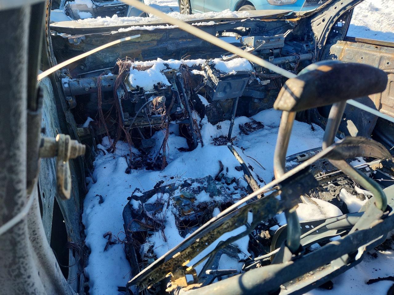 2017 Toyota Rav4 Xle Burn vin: 2T3RFREV7HW633083