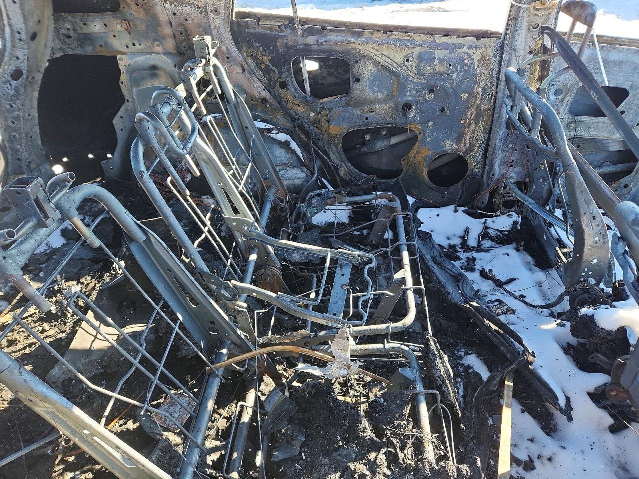 2017 Toyota Rav4 Xle Burn vin: 2T3RFREV7HW633083