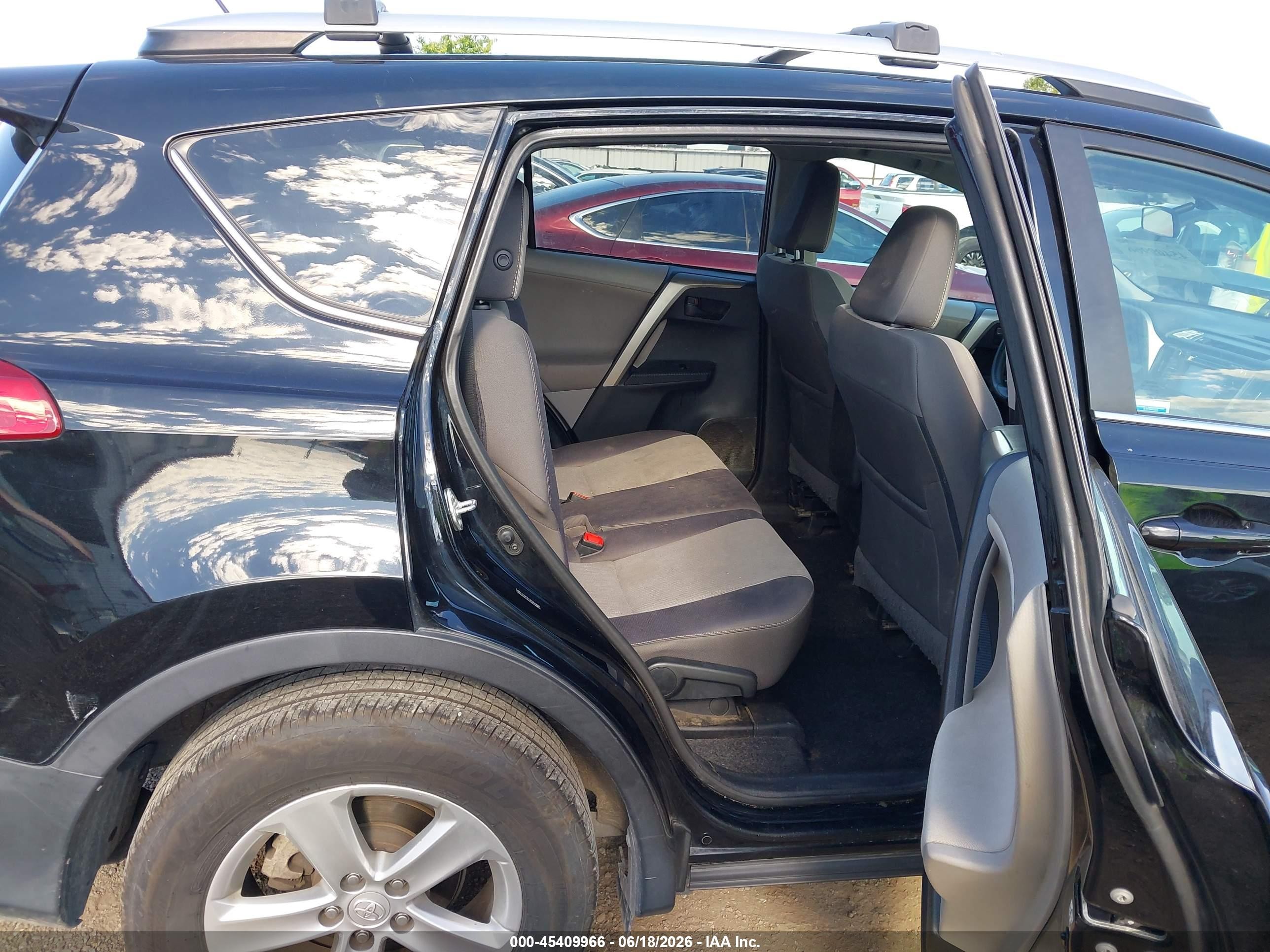 2013 Toyota Rav4 Xle Black vin: 2T3RFREV8DW048006