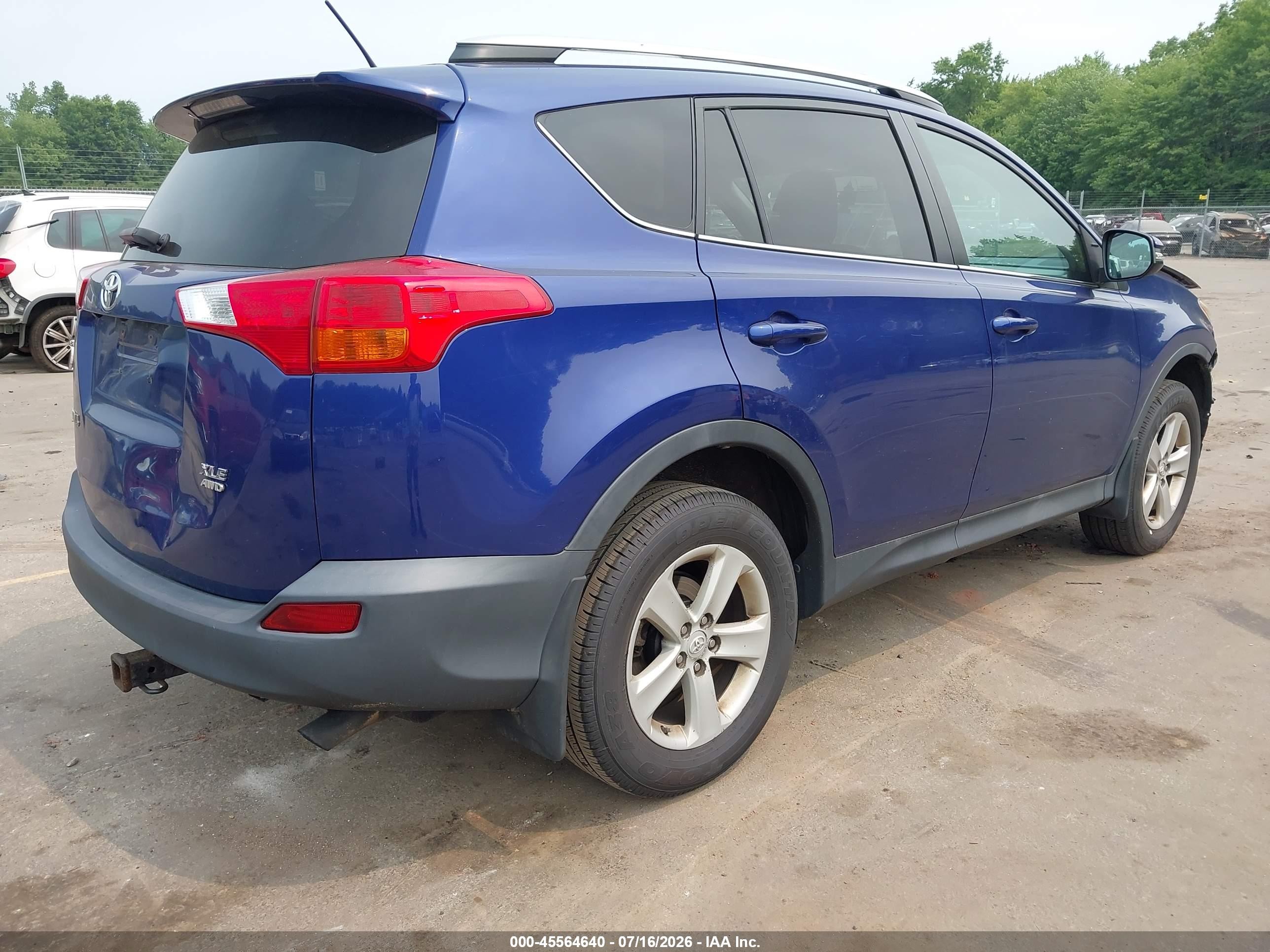 2014 Toyota Rav4 Xle Blue vin: 2T3RFREV8EW156529