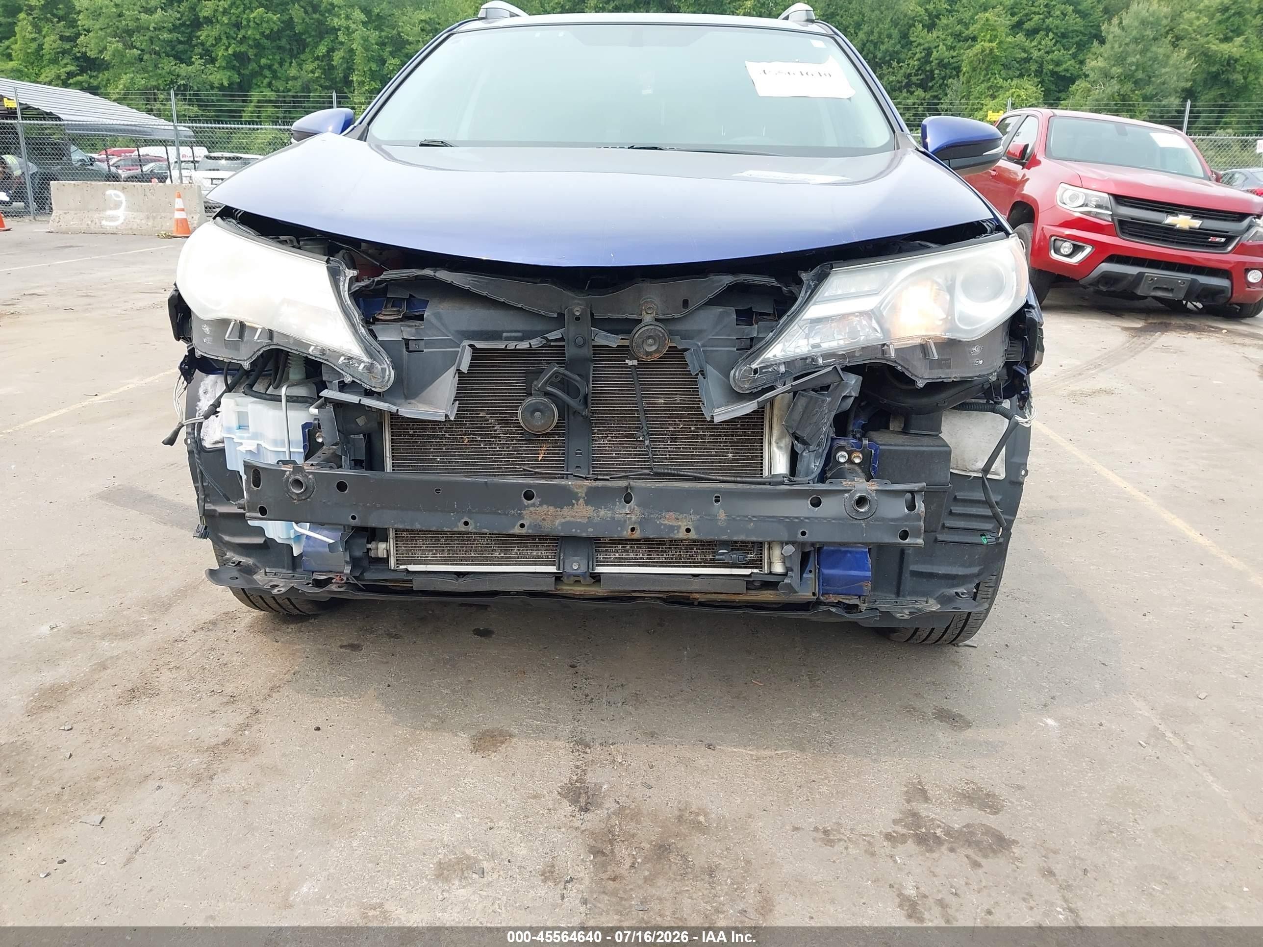 2014 Toyota Rav4 Xle Blue vin: 2T3RFREV8EW156529