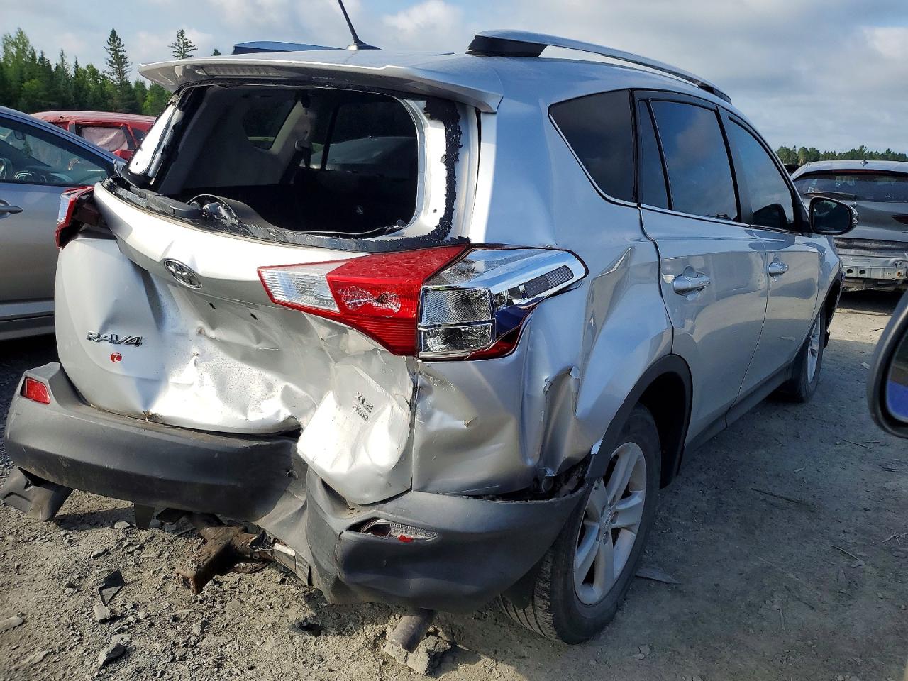 2014 Toyota Rav4 Xle Silver vin: 2T3RFREV8EW213196