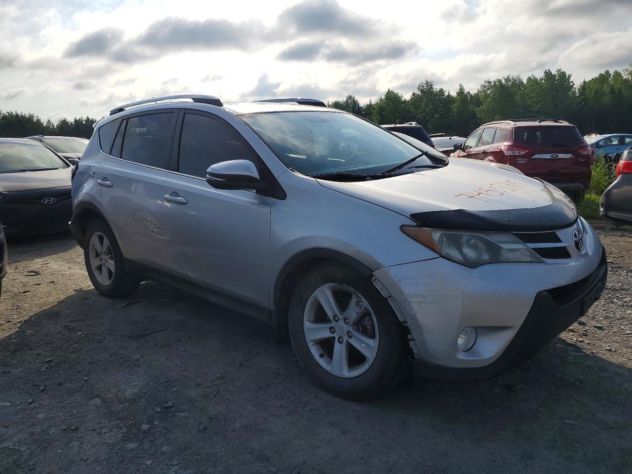 2014 Toyota Rav4 Xle Silver vin: 2T3RFREV8EW213196