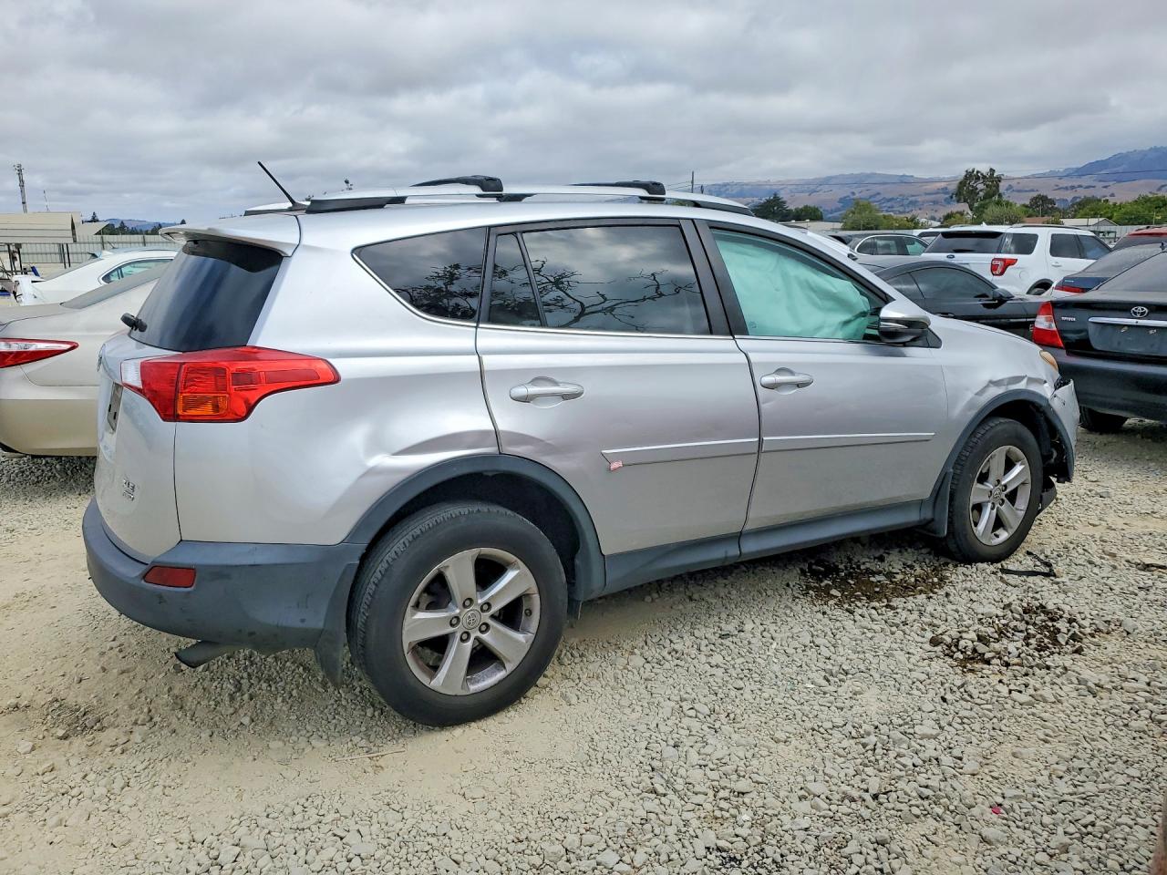 2014 Toyota Rav4 Xle Silver vin: 2T3RFREV8EW228443