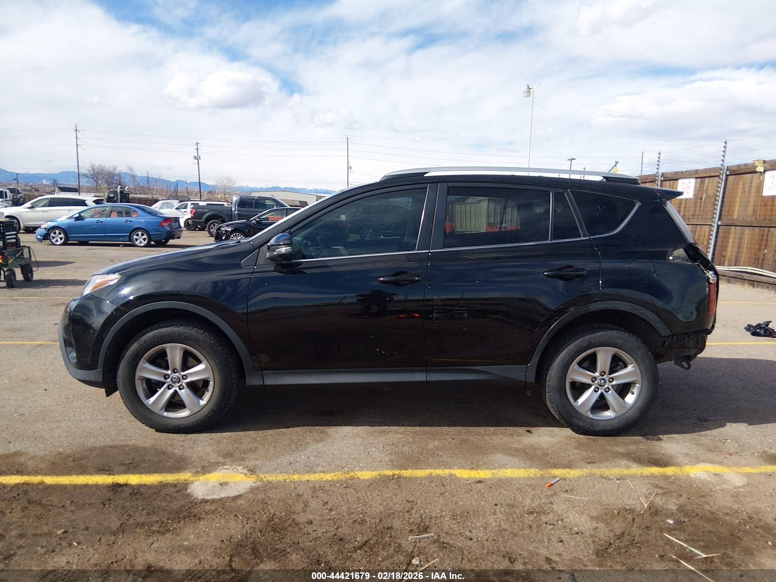 2015 Toyota Rav4 Xle Black vin: 2T3RFREV8FW235281