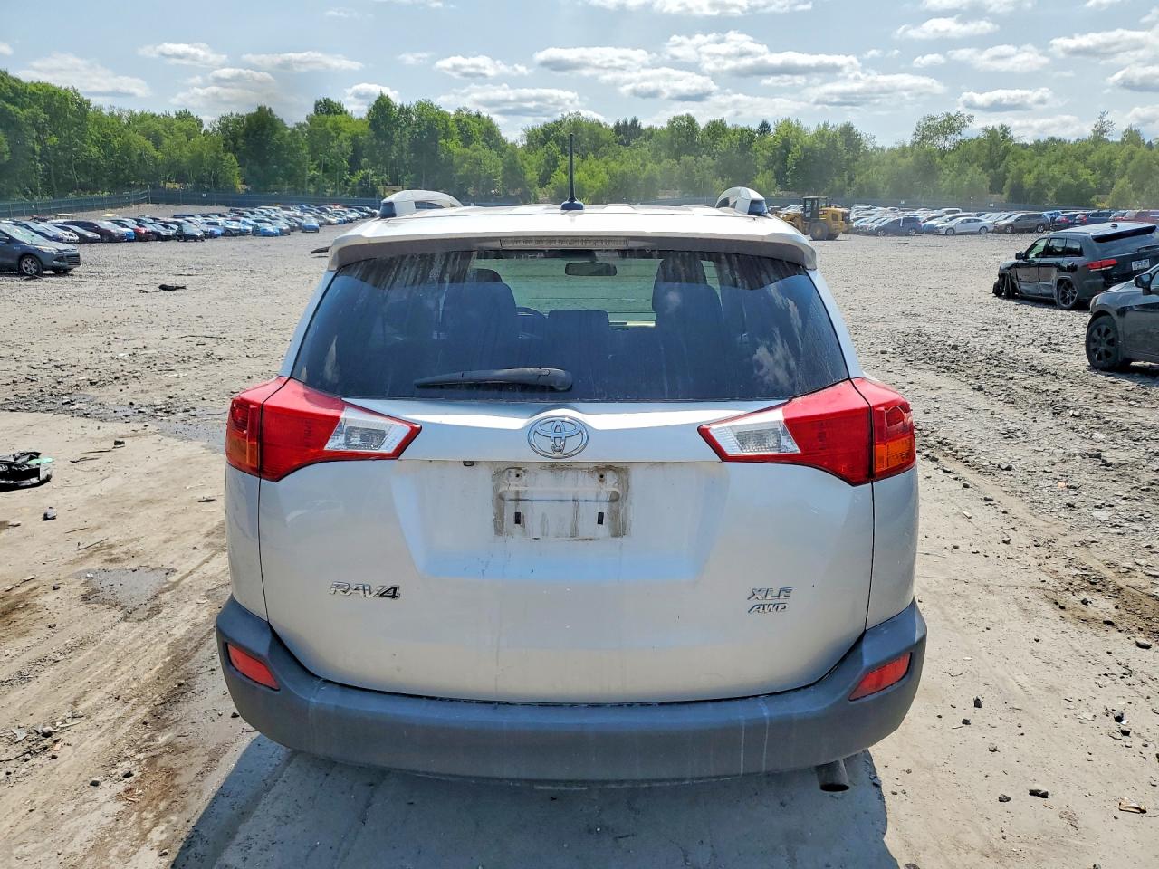 2015 Toyota Rav4 Xle Silver vin: 2T3RFREV8FW251495