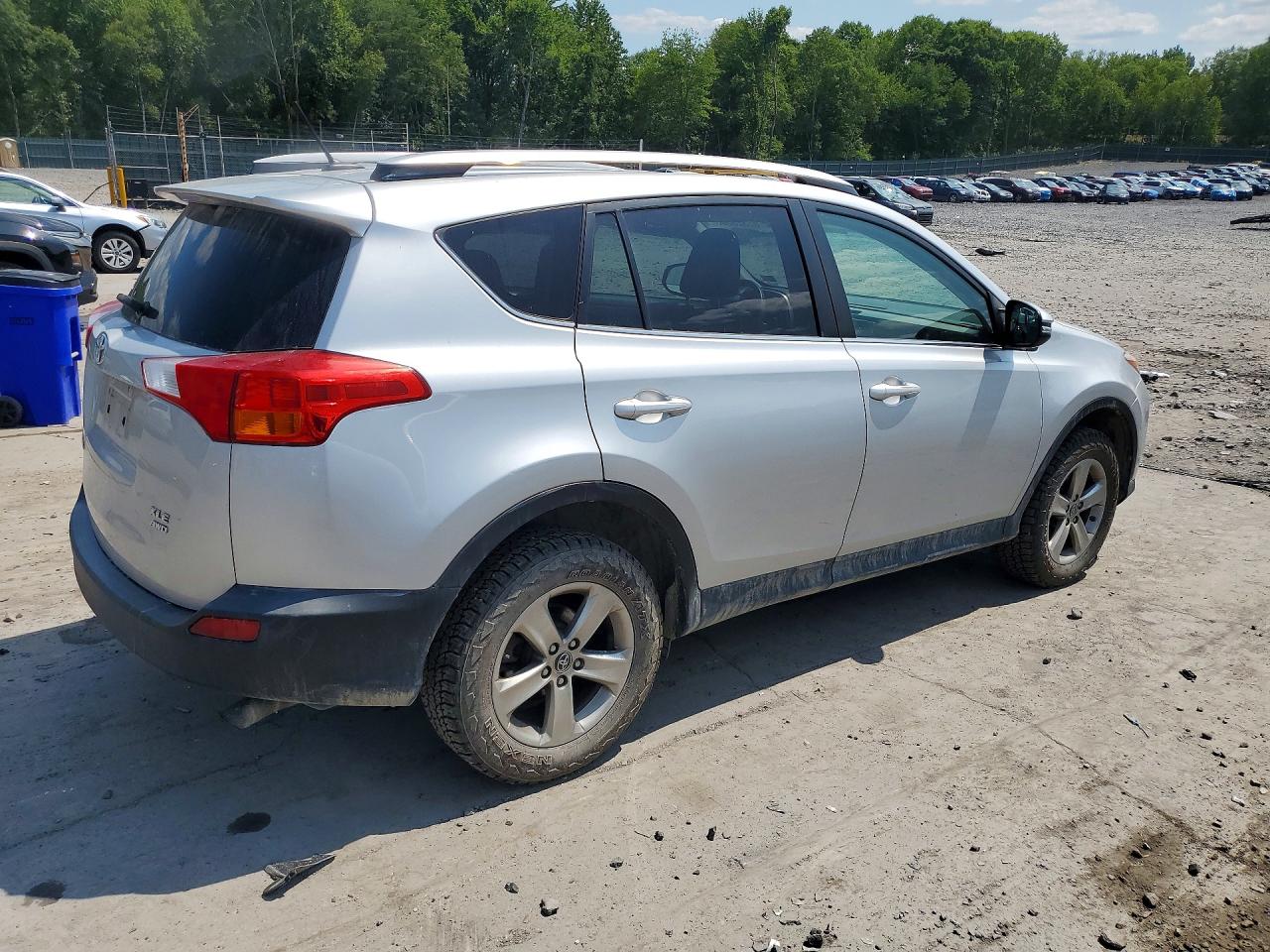 2015 Toyota Rav4 Xle Silver vin: 2T3RFREV8FW251495