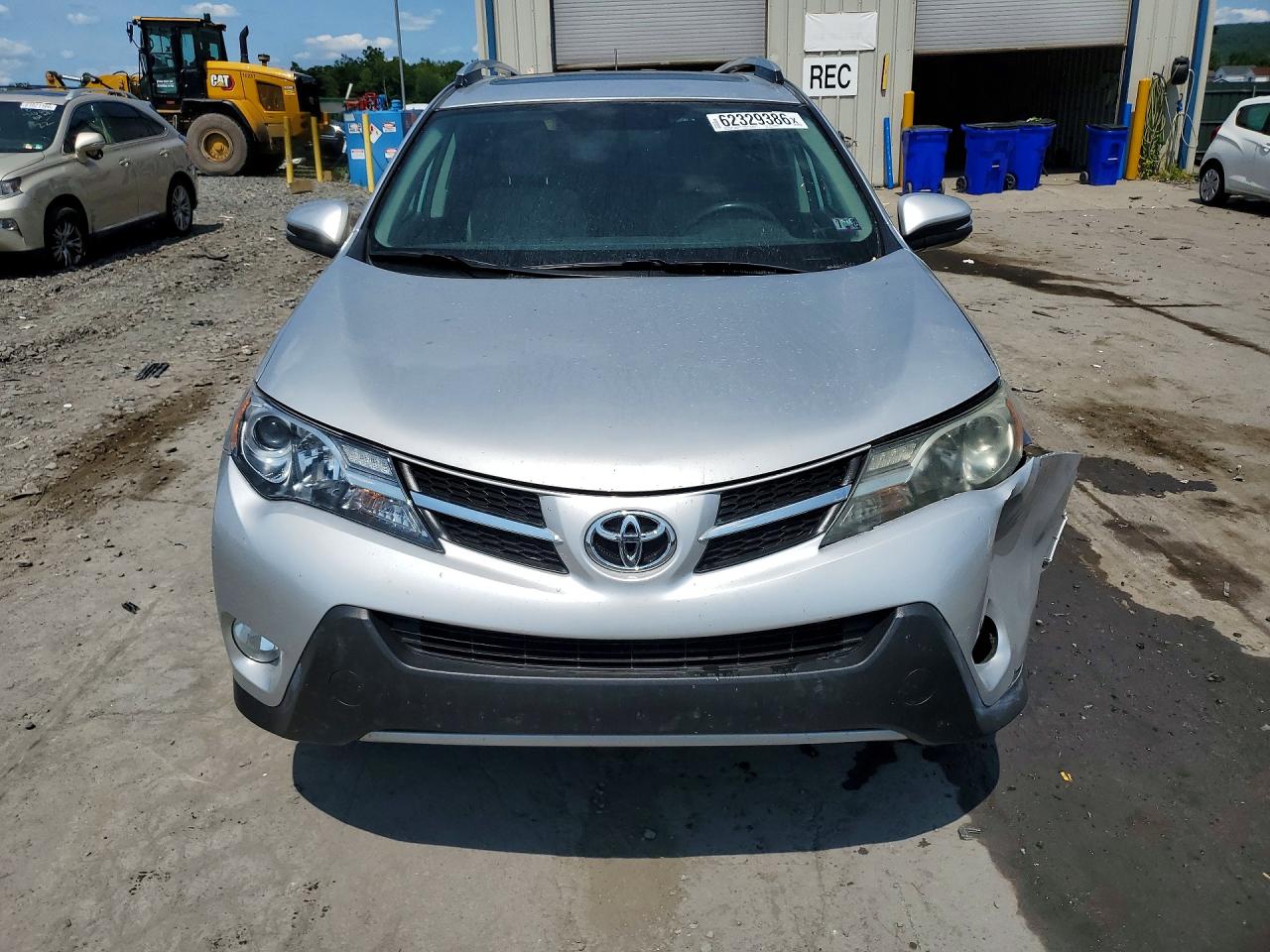 2015 Toyota Rav4 Xle Silver vin: 2T3RFREV8FW251495