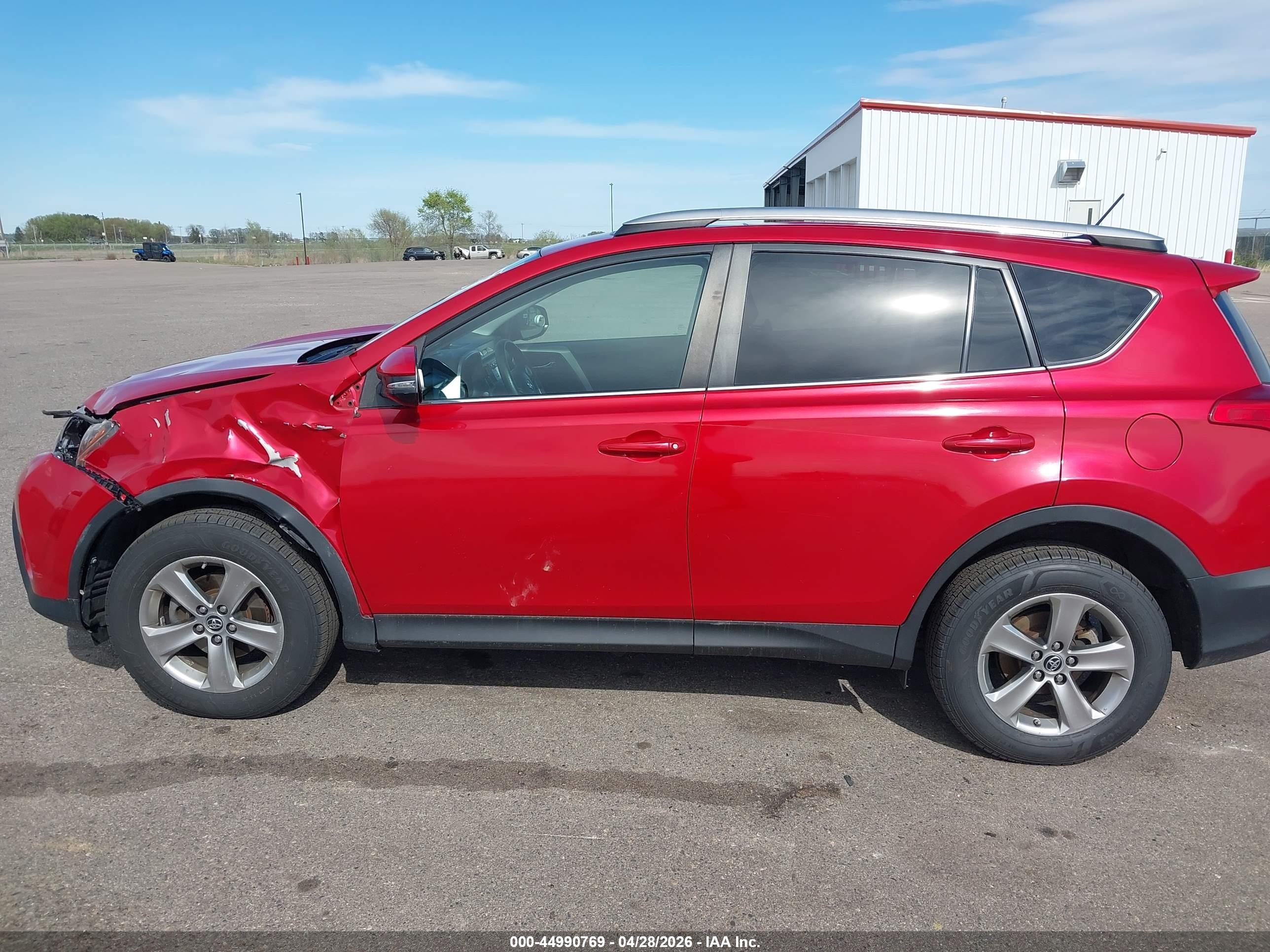2015 Toyota Rav4 Xle Red vin: 2T3RFREV8FW272072