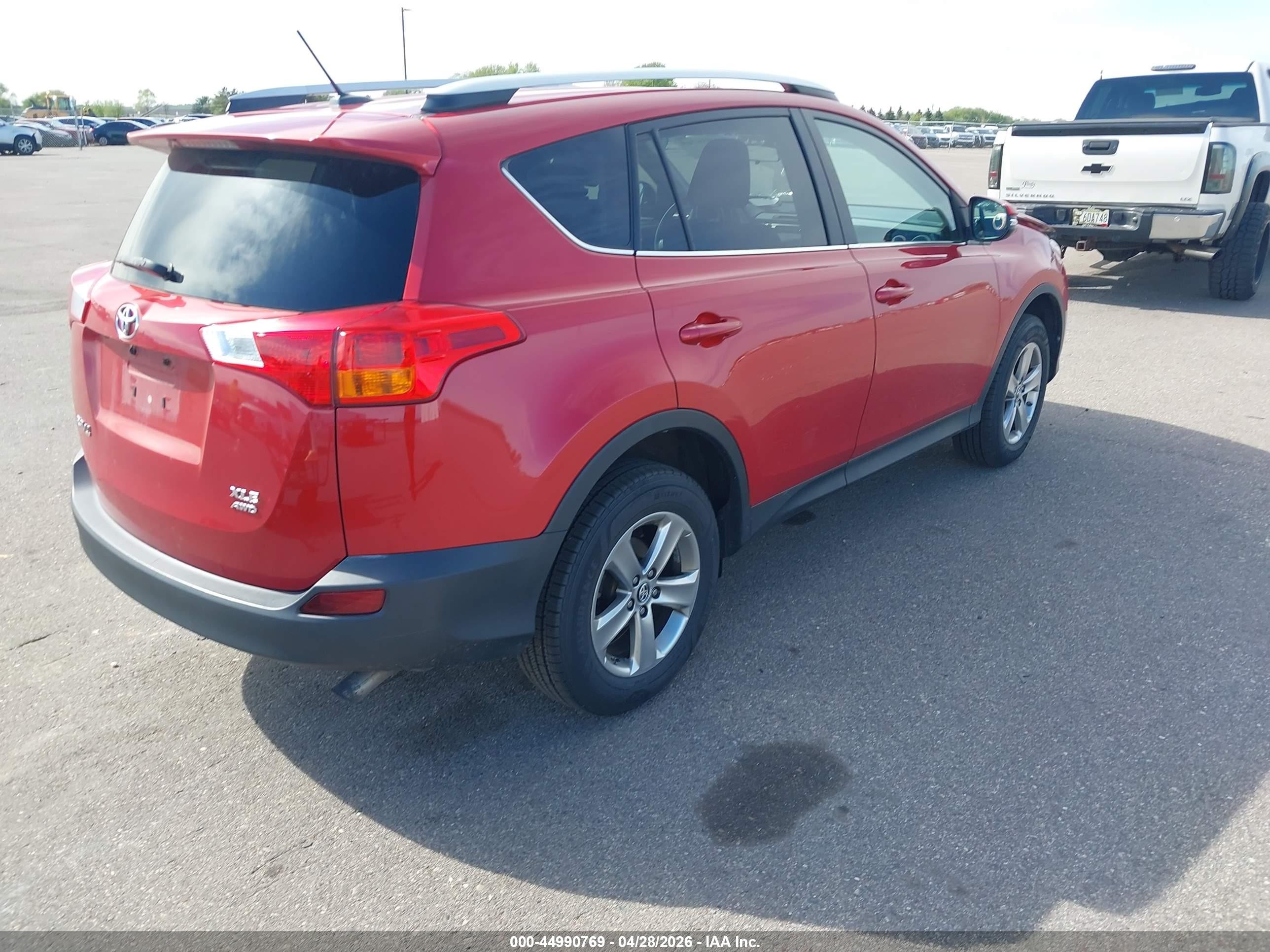 2015 Toyota Rav4 Xle Red vin: 2T3RFREV8FW272072