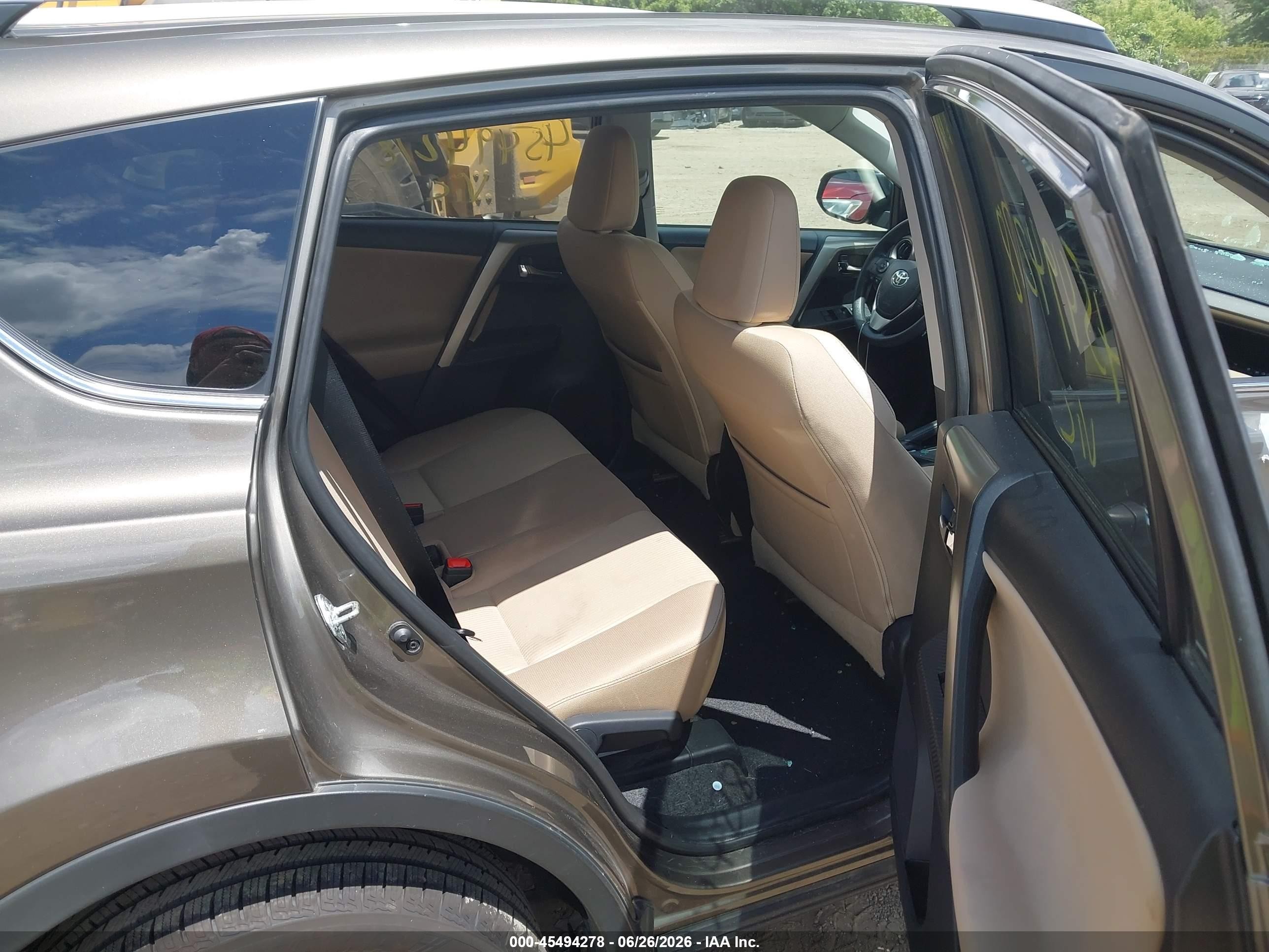 2015 Toyota Rav4 Xle Gray vin: 2T3RFREV8FW352777