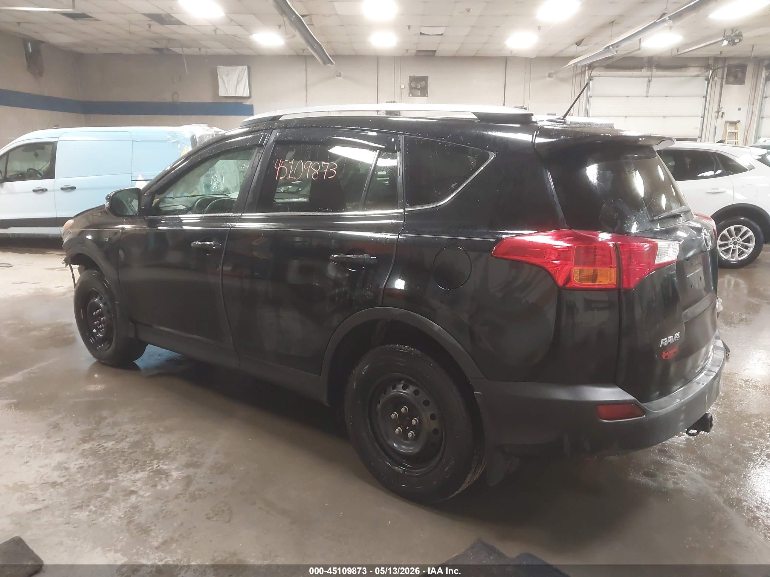 2015 Toyota Rav4 Xle Black vin: 2T3RFREV8FW371684