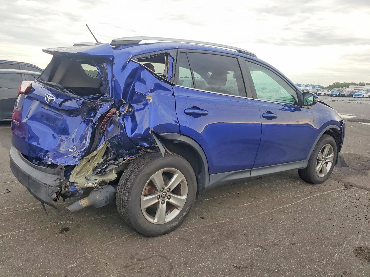 2015 Toyota Rav4 Xle Blue vin: 2T3RFREV8FW377159