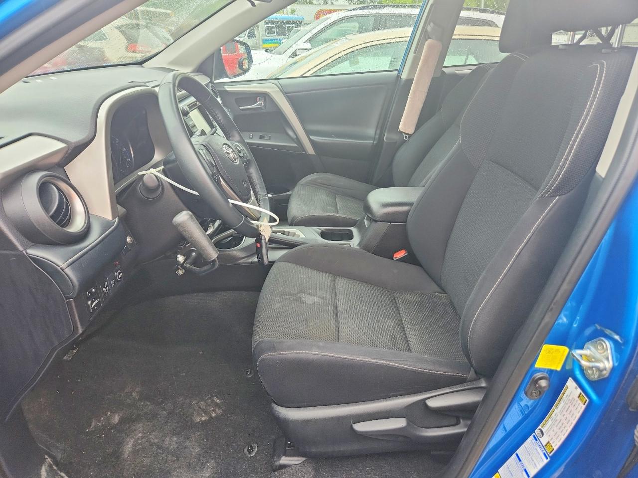 2018 Toyota Rav4 Xle Синий vin: 2T3RFREV8JW745994