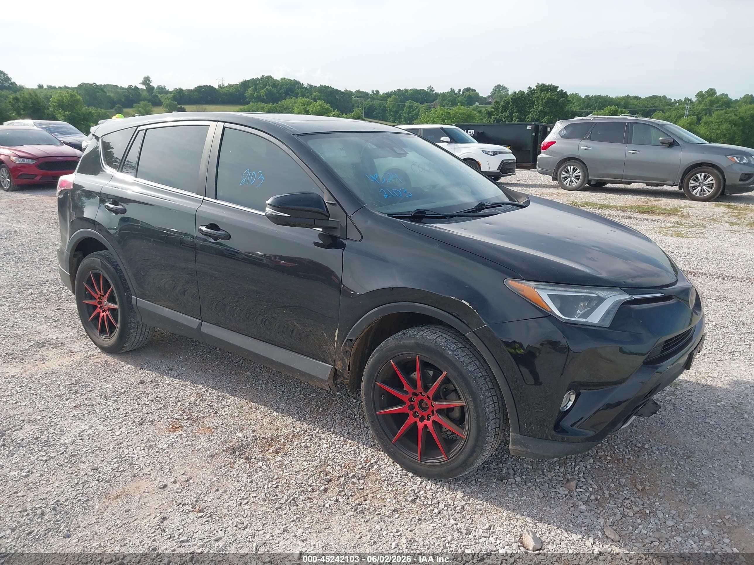 2018 Toyota Rav4 Xle Gray vin: 2T3RFREV8JW789753