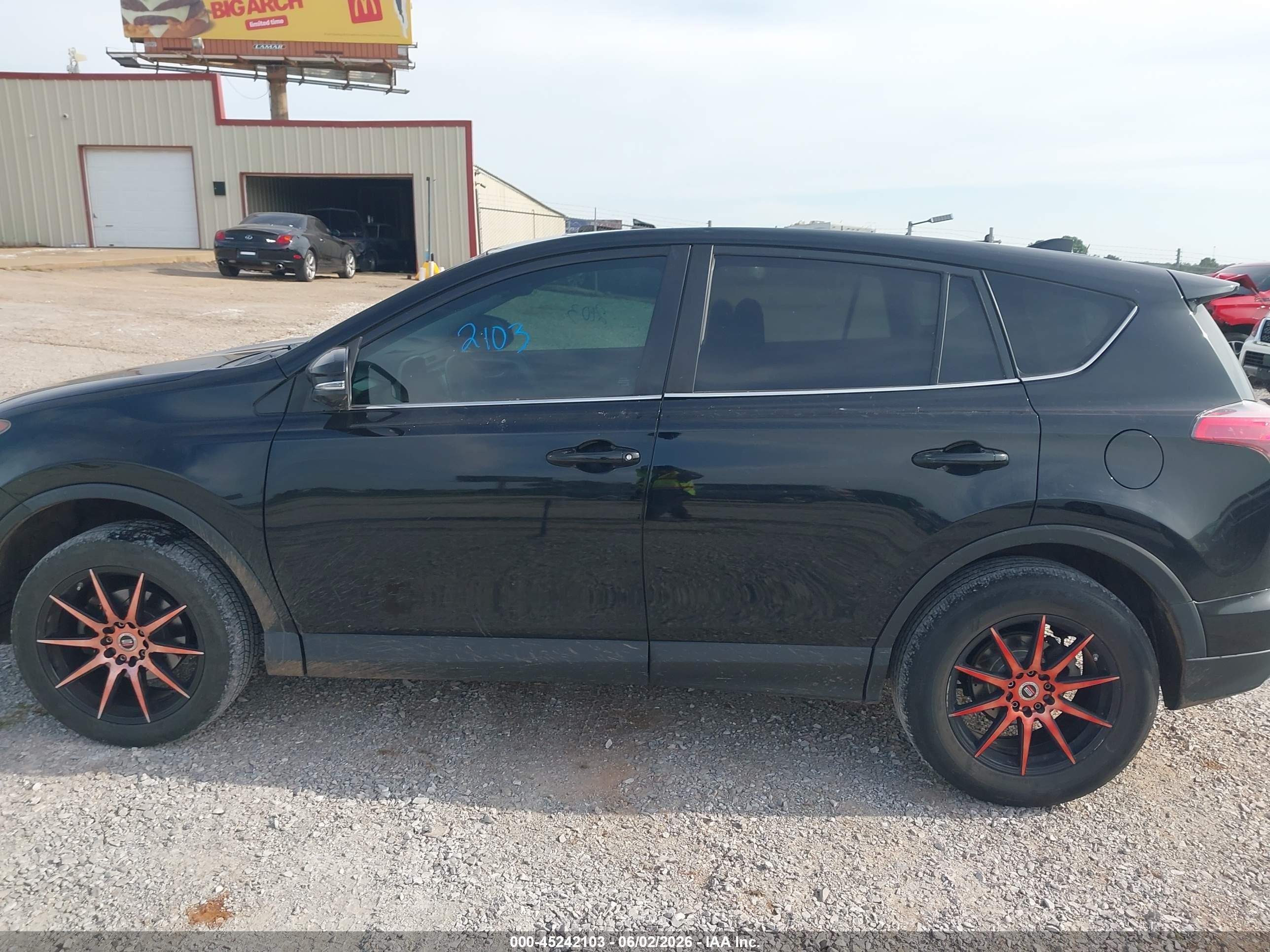 2018 Toyota Rav4 Xle Gray vin: 2T3RFREV8JW789753