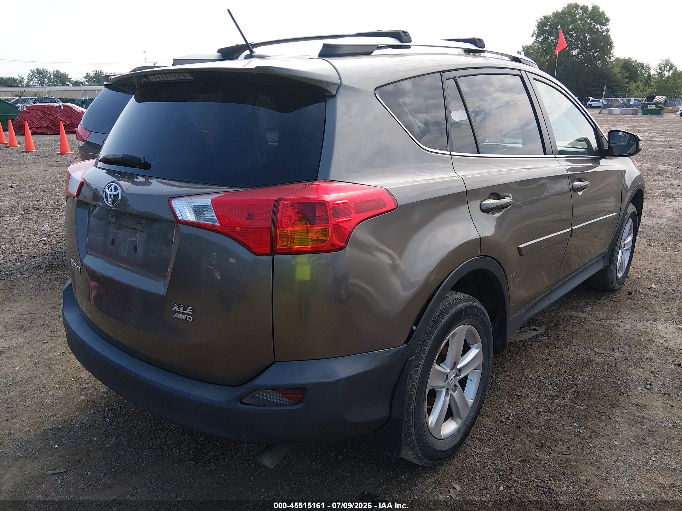 2013 Toyota Rav4 Xle Brown vin: 2T3RFREV9DW012860