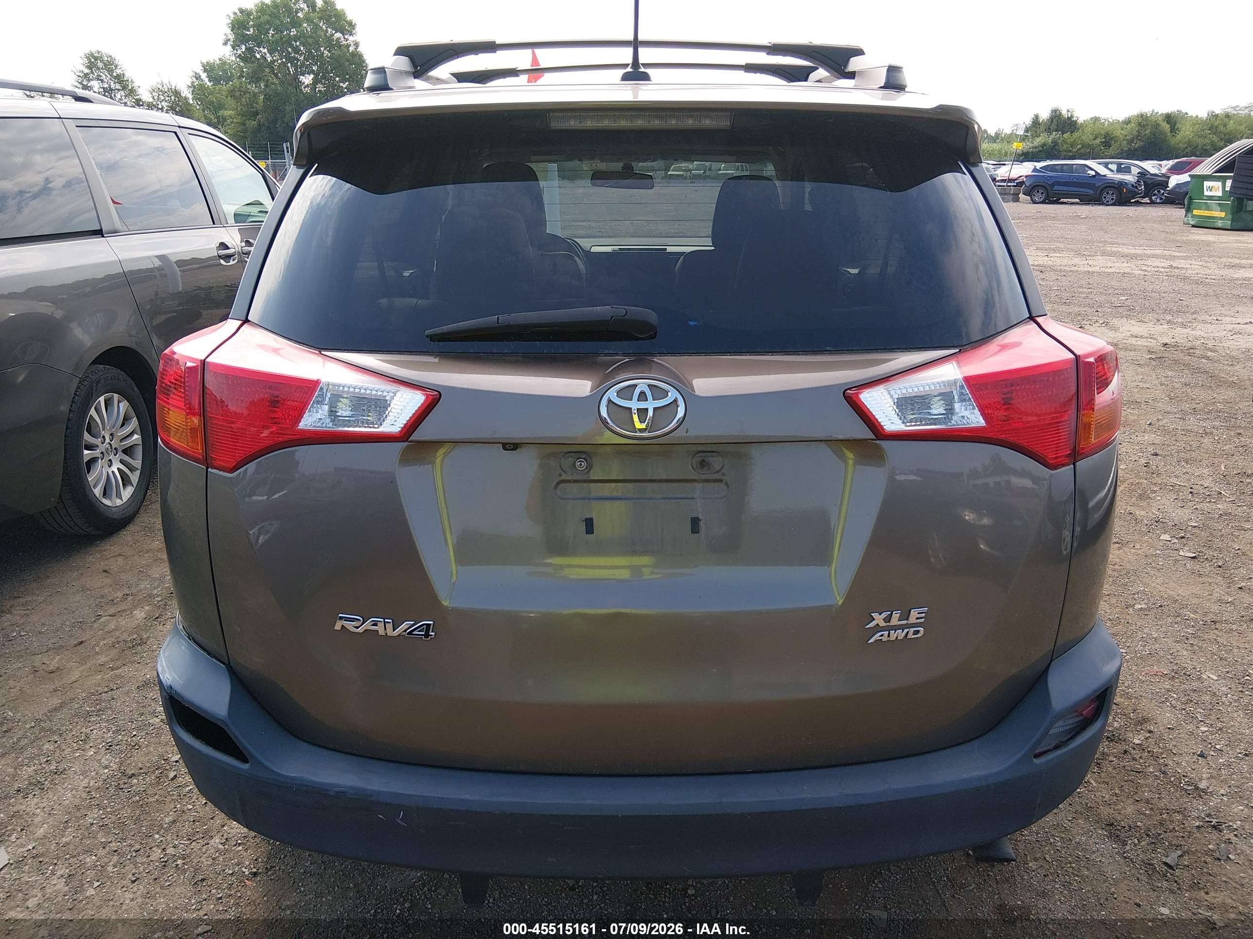 2013 Toyota Rav4 Xle Brown vin: 2T3RFREV9DW012860