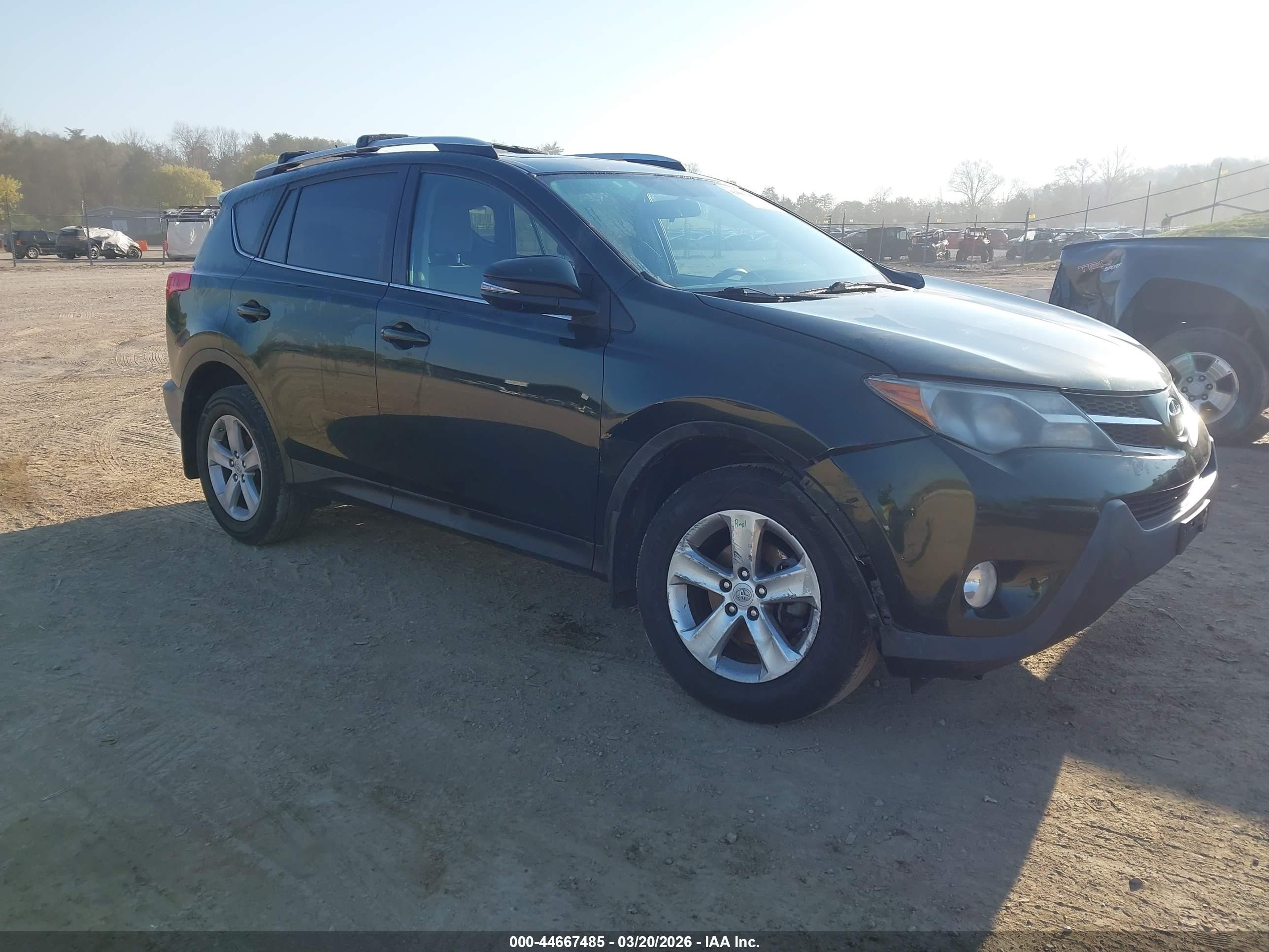 2013 Toyota Rav4 Xle Green vin: 2T3RFREV9DW081399