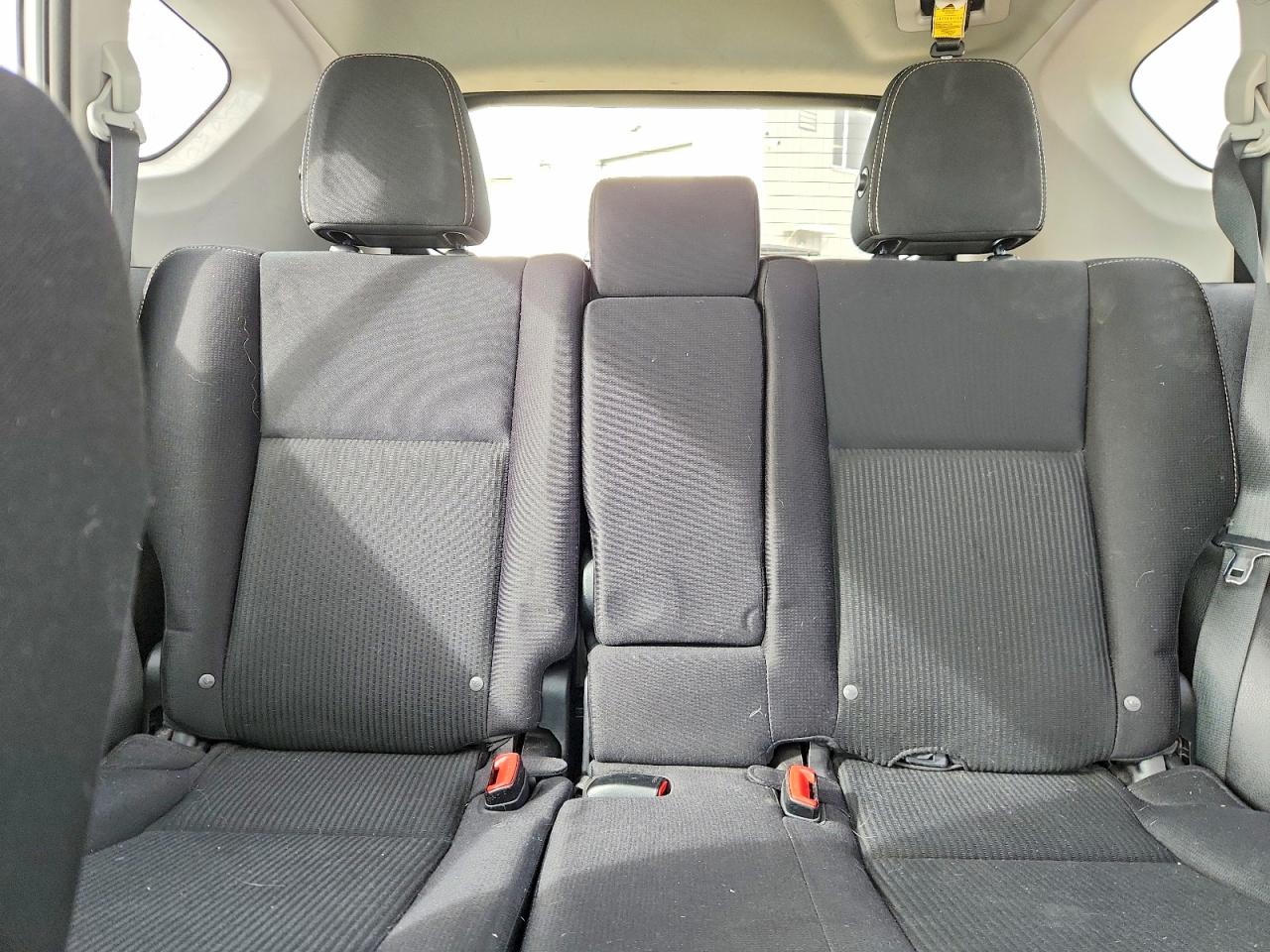 2014 Toyota Rav4 Xle White vin: 2T3RFREV9EW129677