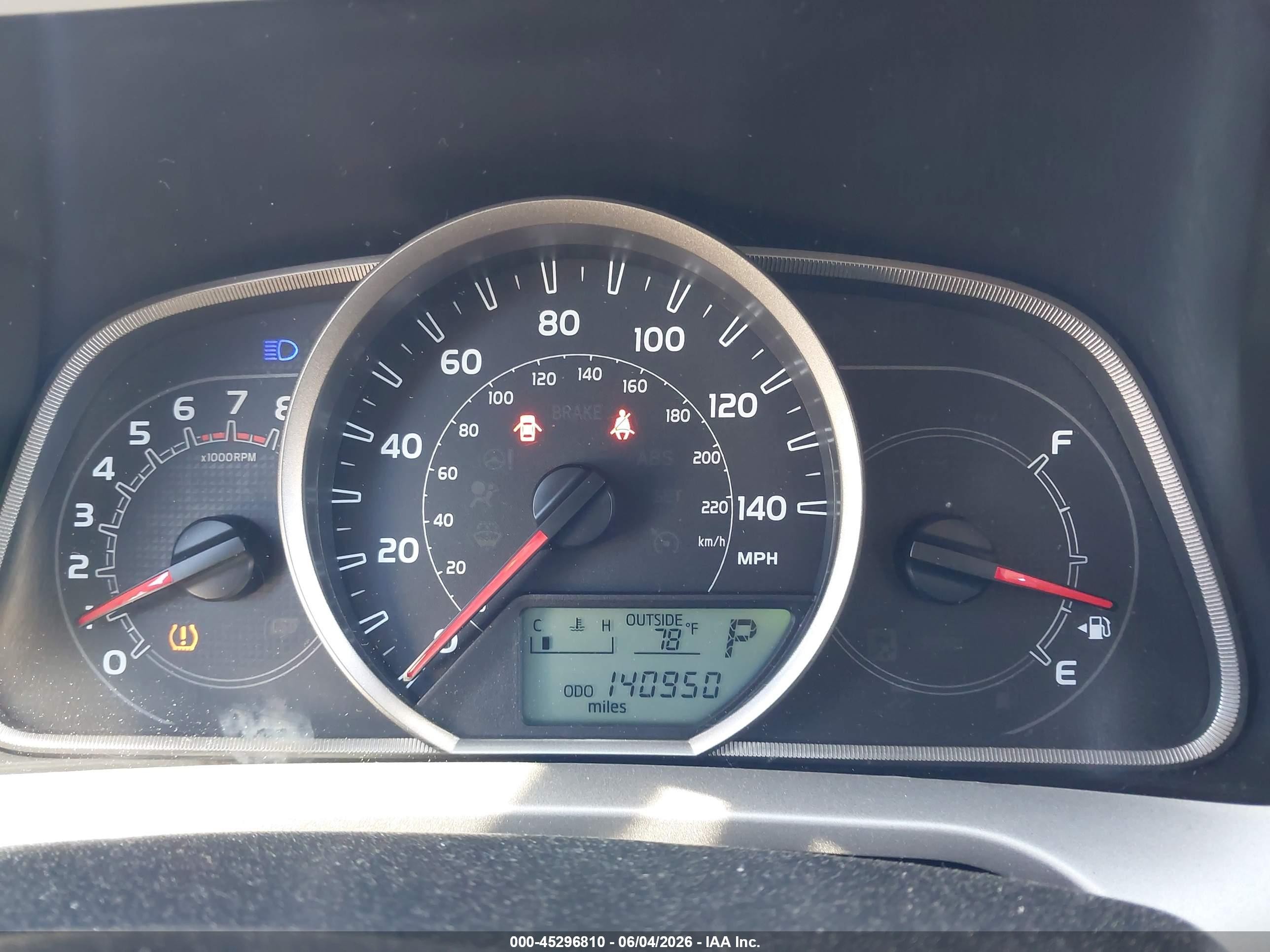 2014 Toyota Rav4 Xle Red vin: 2T3RFREV9EW137763