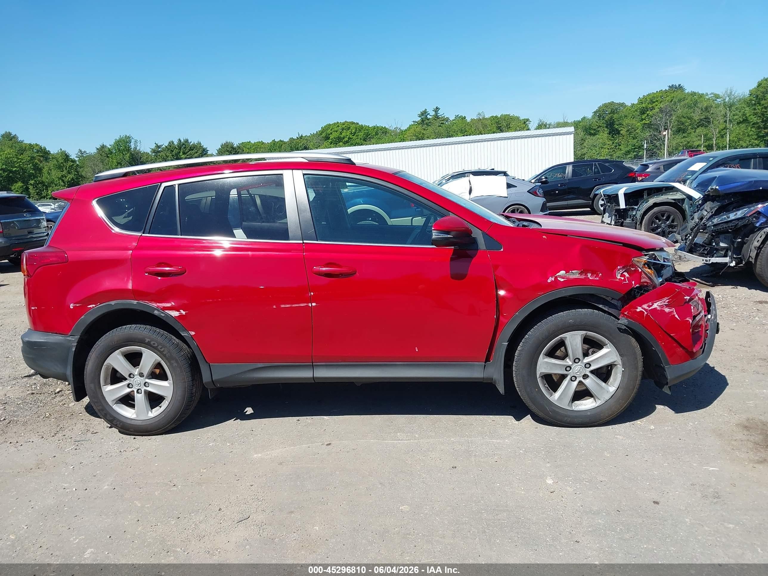 2014 Toyota Rav4 Xle Red vin: 2T3RFREV9EW137763