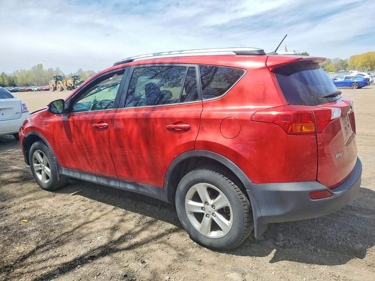 2014 Toyota Rav4 Xle Red vin: 2T3RFREV9EW191497