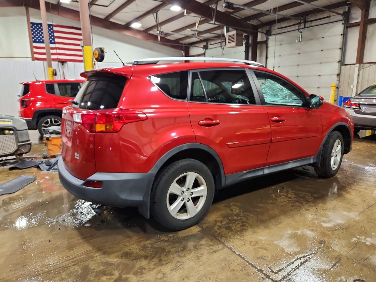 2014 Toyota Rav4 Xle Red vin: 2T3RFREV9EW194237