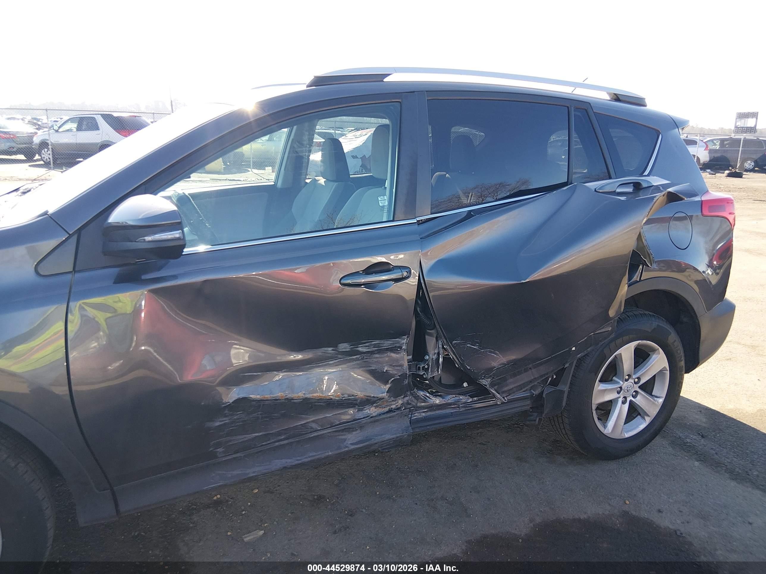2014 Toyota Rav4 Xle Gray vin: 2T3RFREV9EW217659
