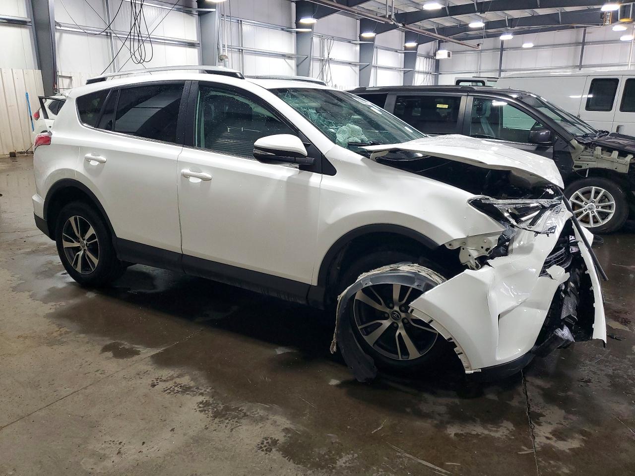 2016 Toyota Rav4 Xle White vin: 2T3RFREV9GW534702