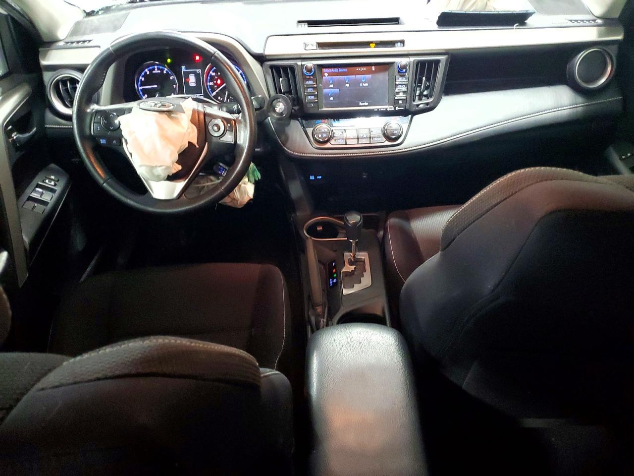 2016 Toyota Rav4 Xle White vin: 2T3RFREV9GW534702