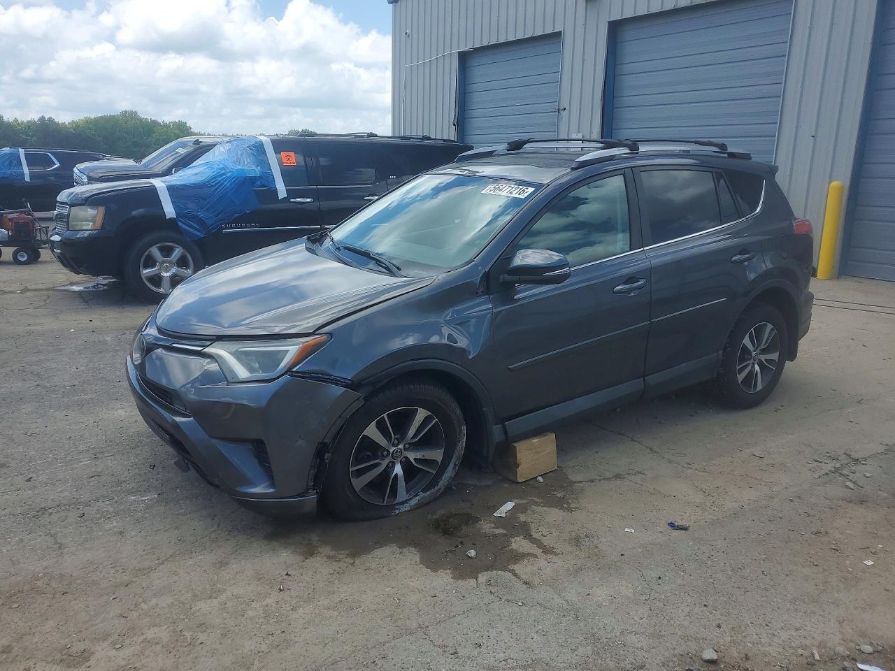 2018 Toyota Rav4 Xle Gray vin: 2T3RFREV9JW738584