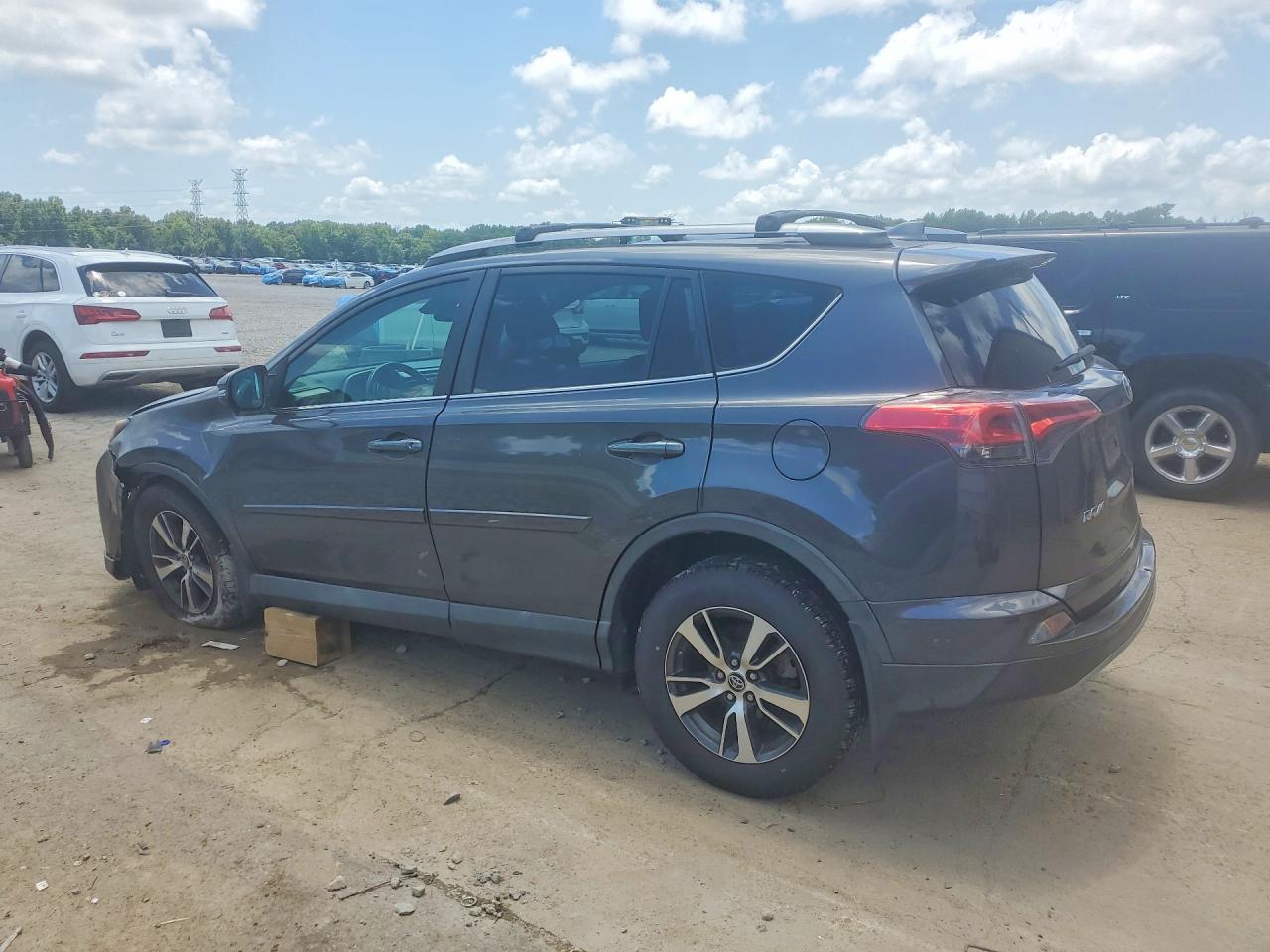 2018 Toyota Rav4 Xle Gray vin: 2T3RFREV9JW738584