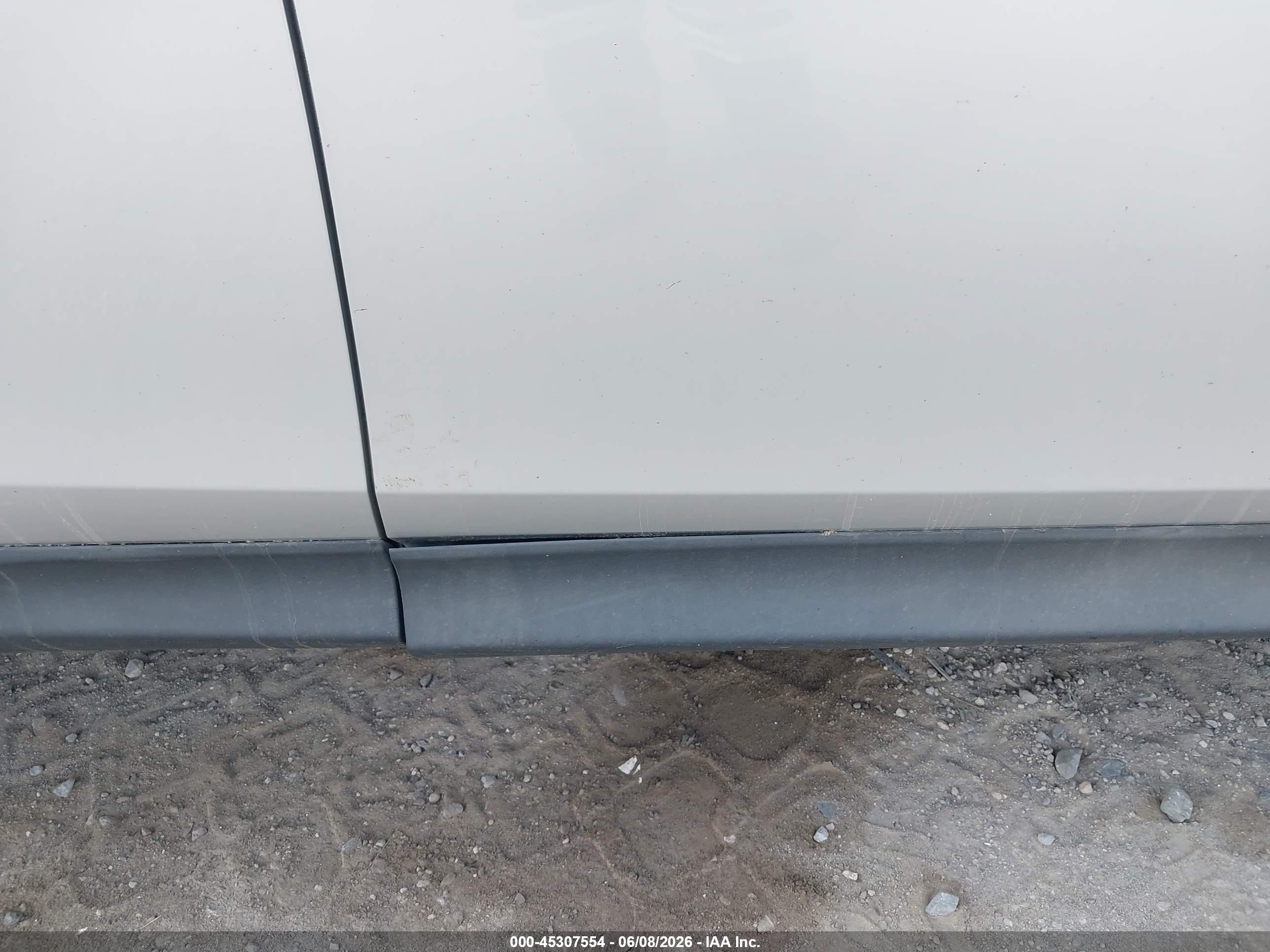 2013 Toyota Rav4 Xle Silver vin: 2T3RFREVXDW008302