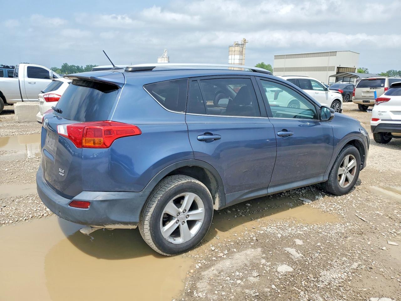 2013 Toyota Rav4 Xle Blue vin: 2T3RFREVXDW039579