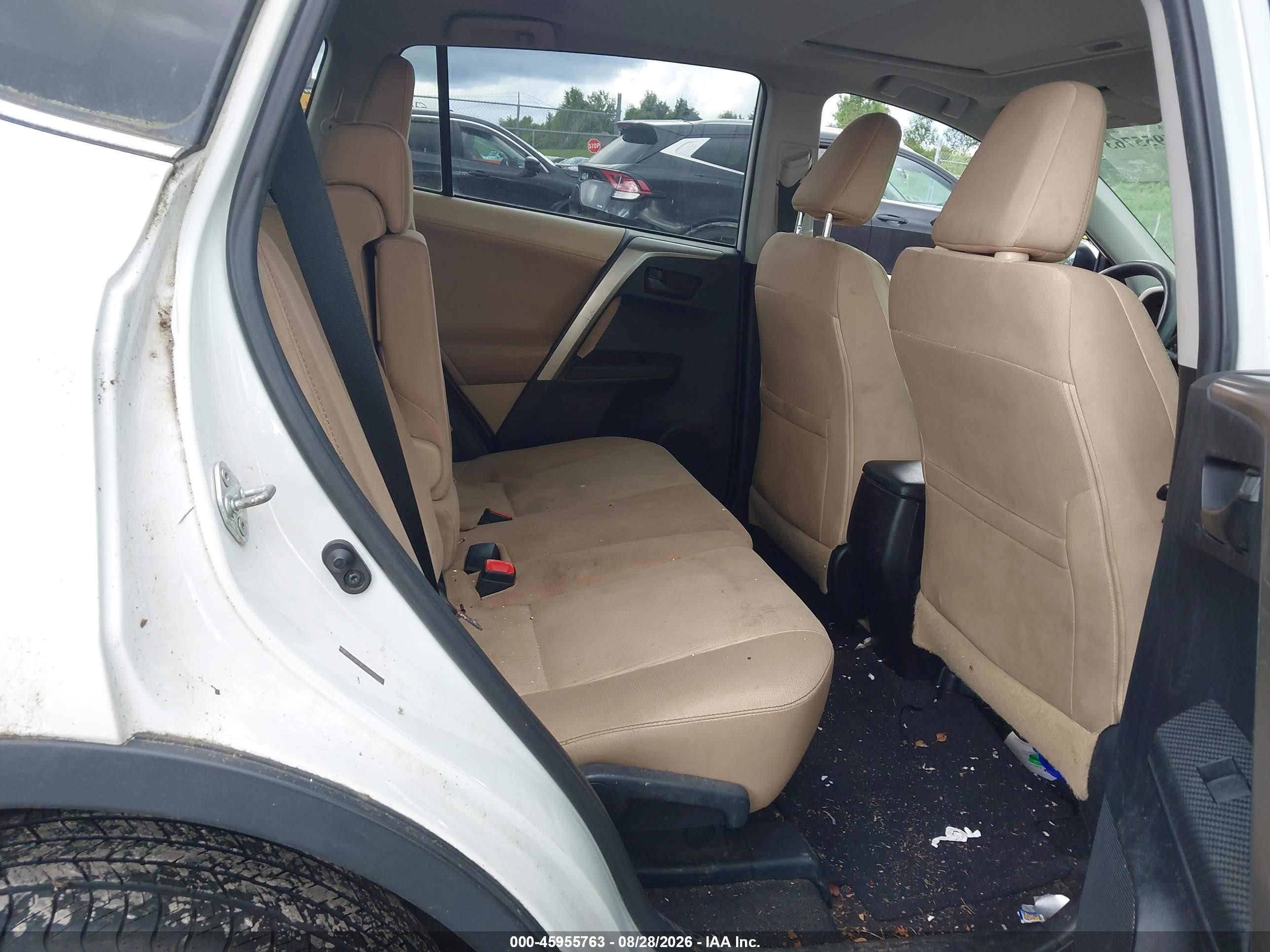 2013 Toyota Rav4 Xle White vin: 2T3RFREVXDW102423