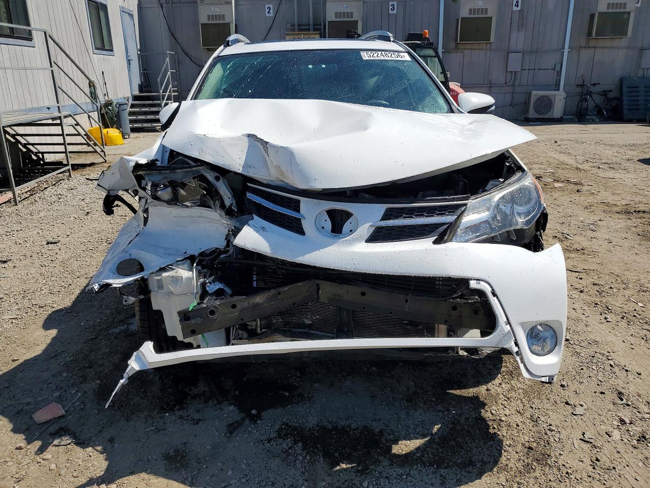 2014 Toyota Rav4 Xle White vin: 2T3RFREVXEW137948