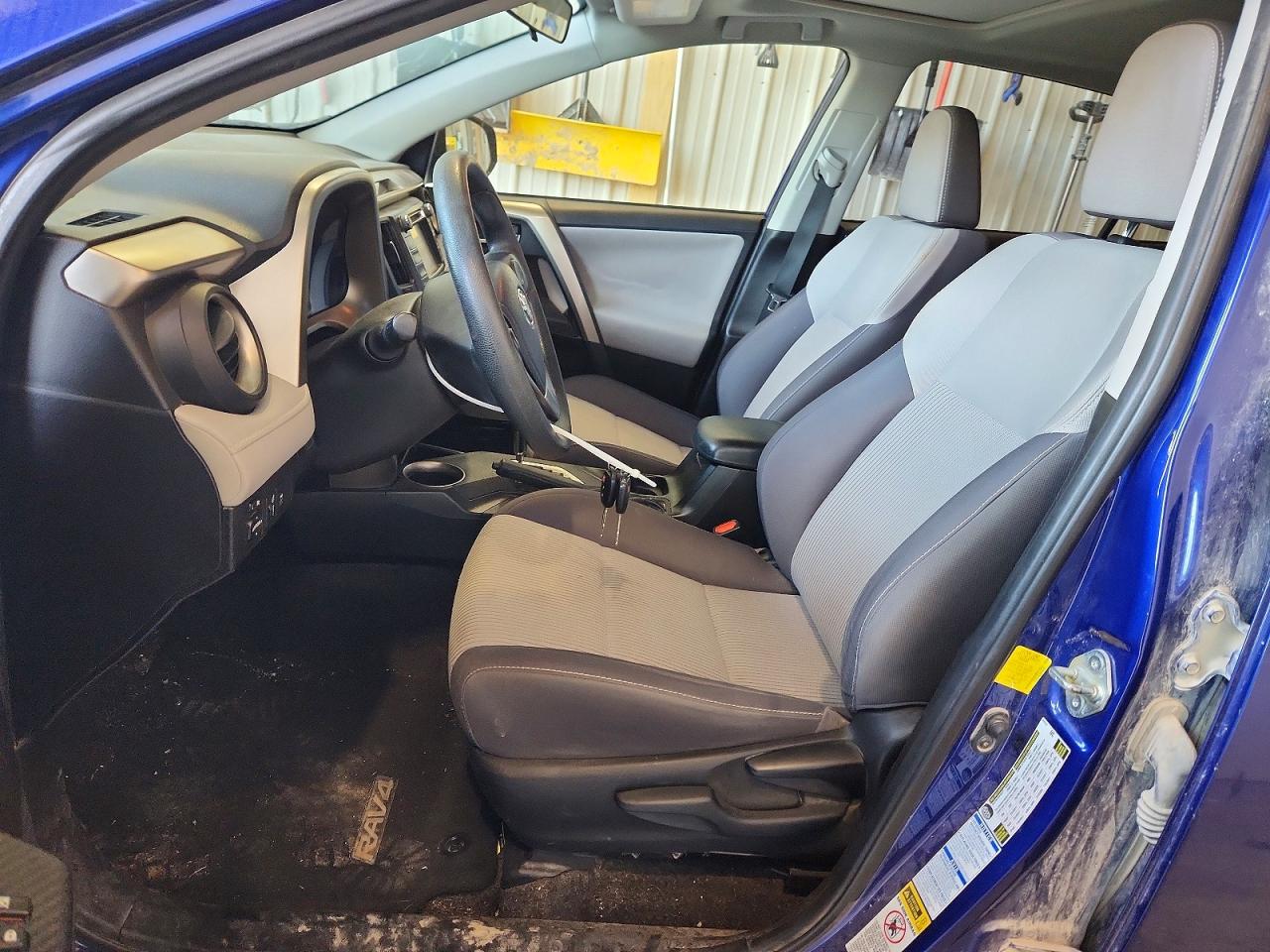 2014 Toyota Rav4 Xle Blue vin: 2T3RFREVXEW162851