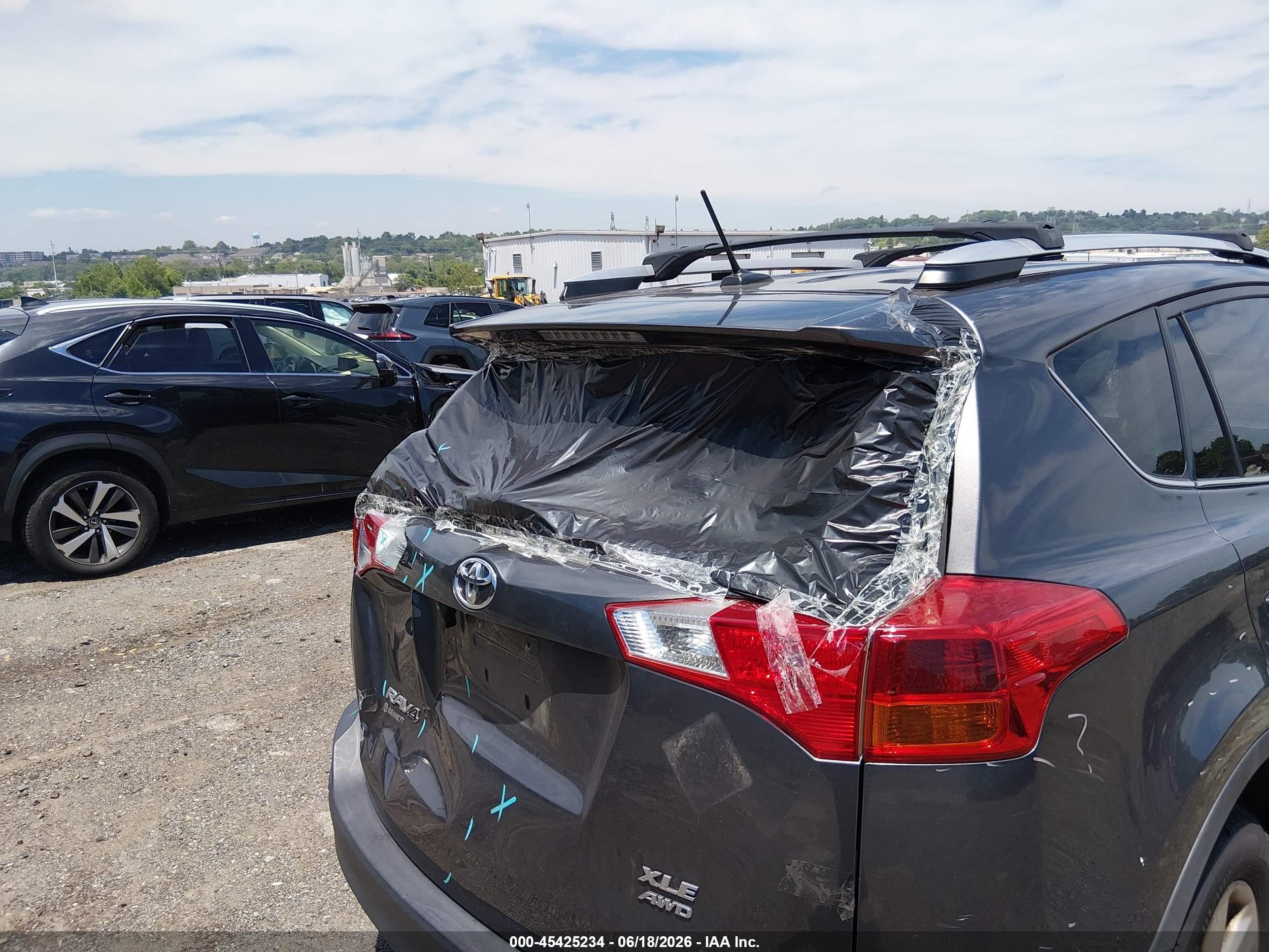2014 Toyota Rav4 Xle Gray vin: 2T3RFREVXEW194909