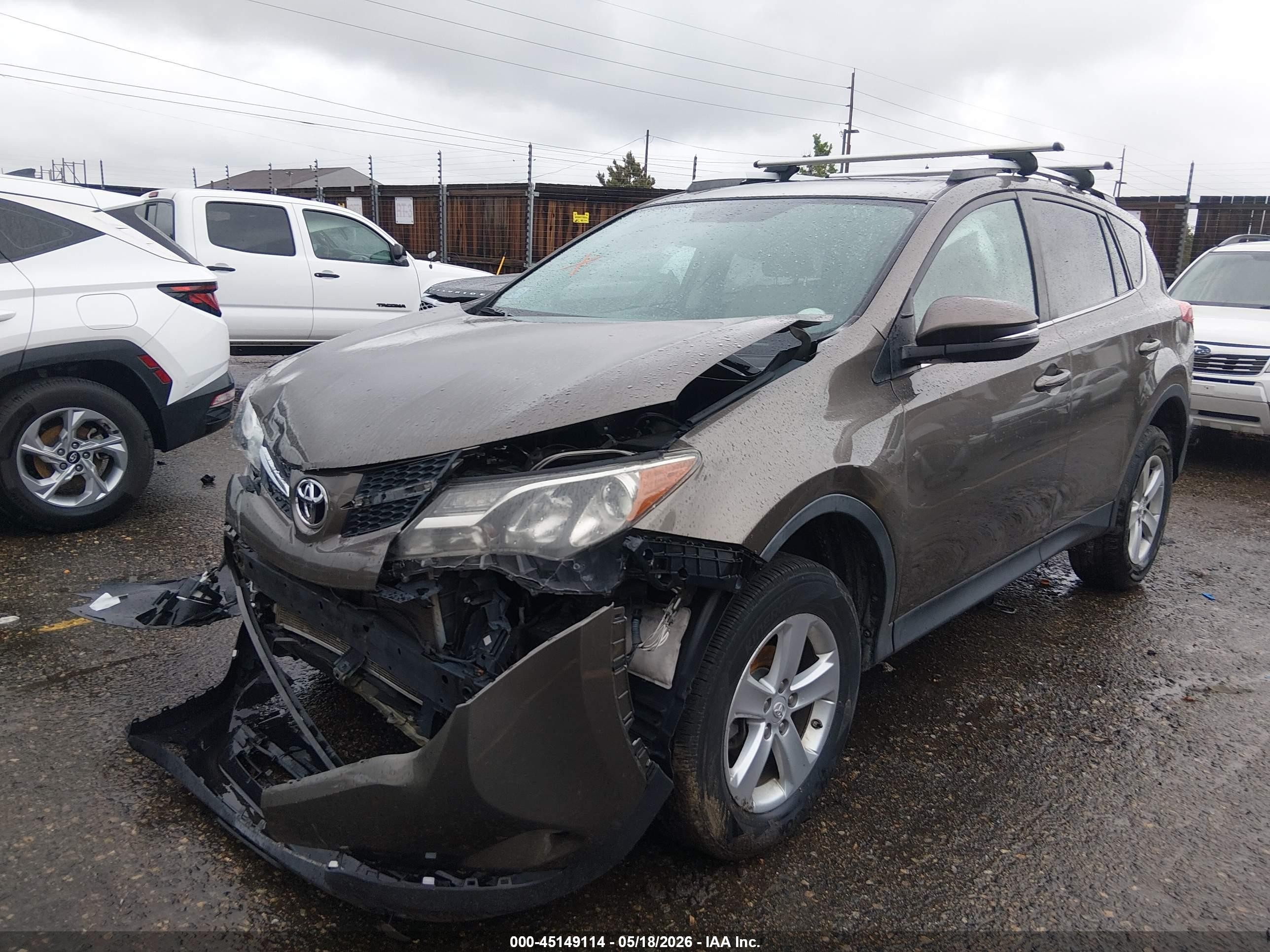2014 Toyota Rav4 Xle Brown vin: 2T3RFREVXEW195459