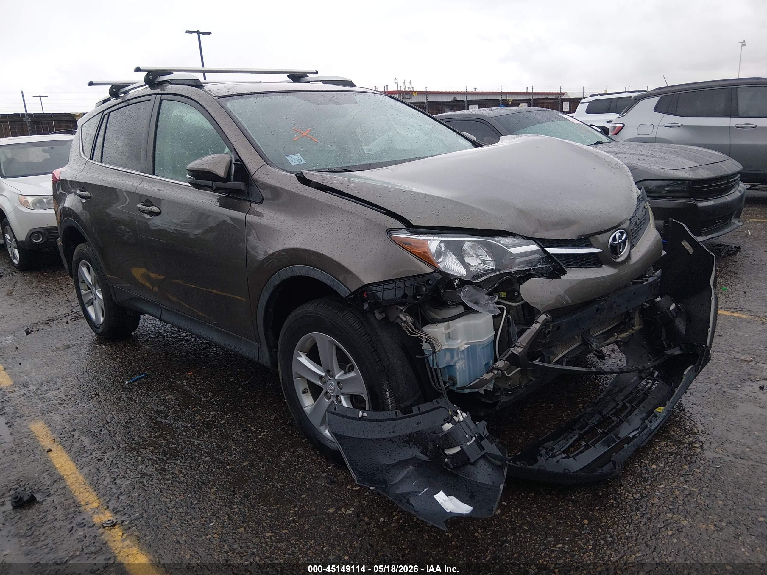 2014 Toyota Rav4 Xle Brown vin: 2T3RFREVXEW195459