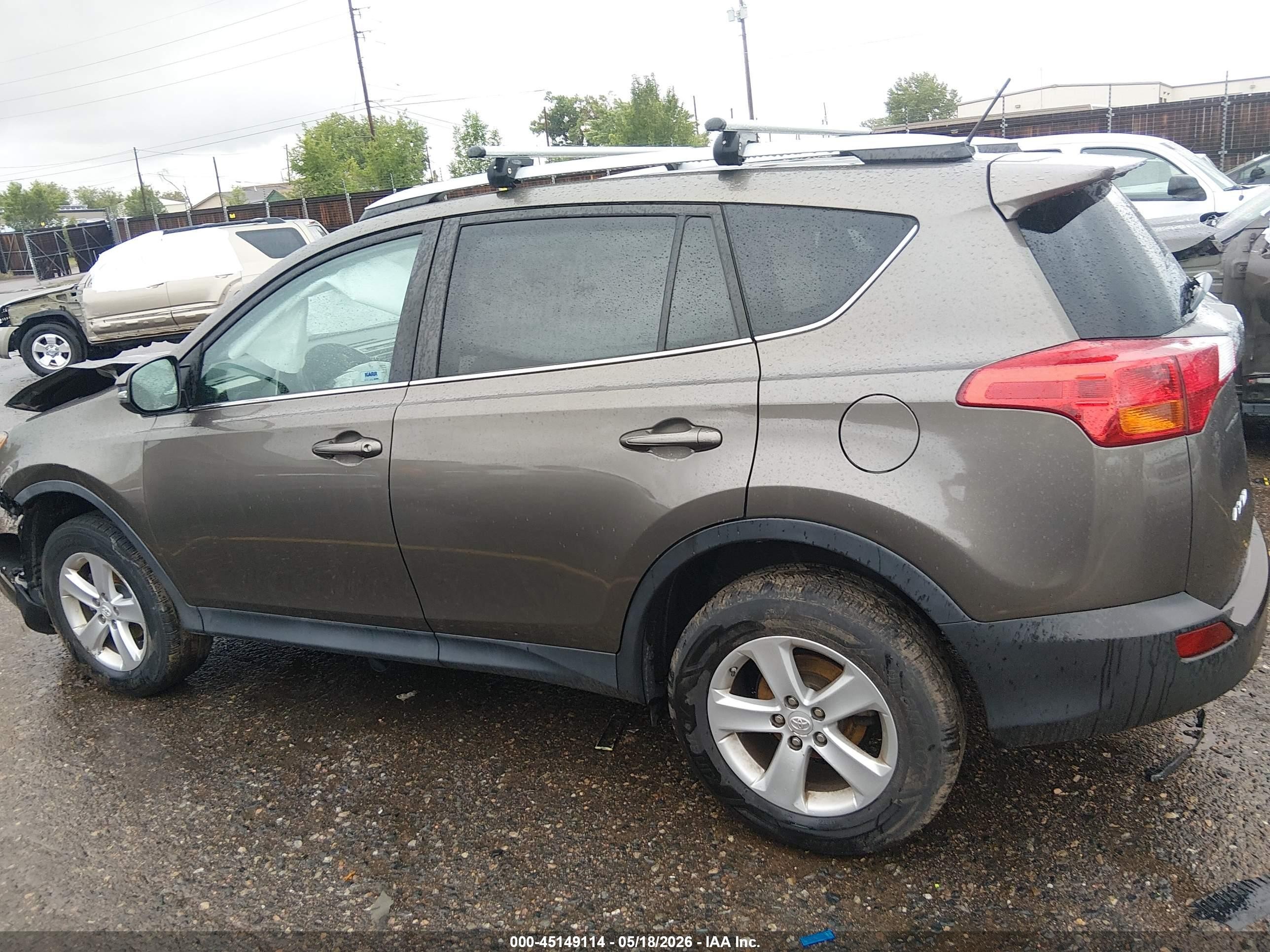 2014 Toyota Rav4 Xle Brown vin: 2T3RFREVXEW195459