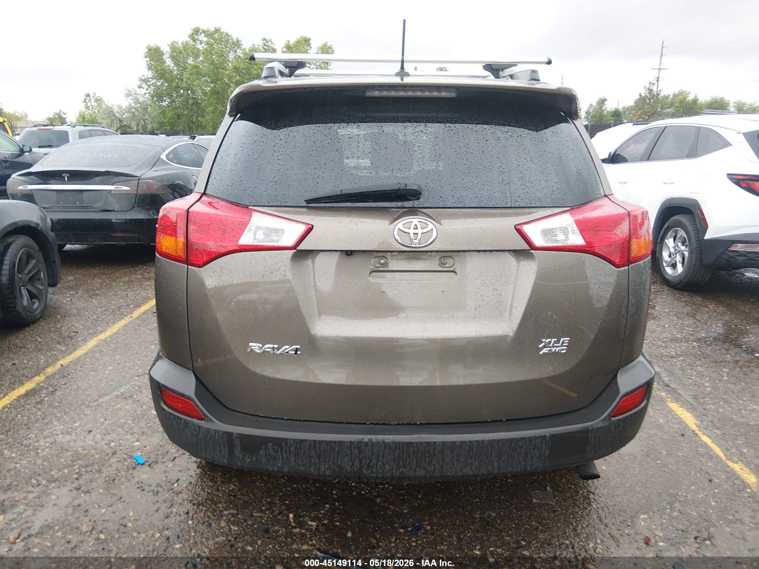 2014 Toyota Rav4 Xle Brown vin: 2T3RFREVXEW195459