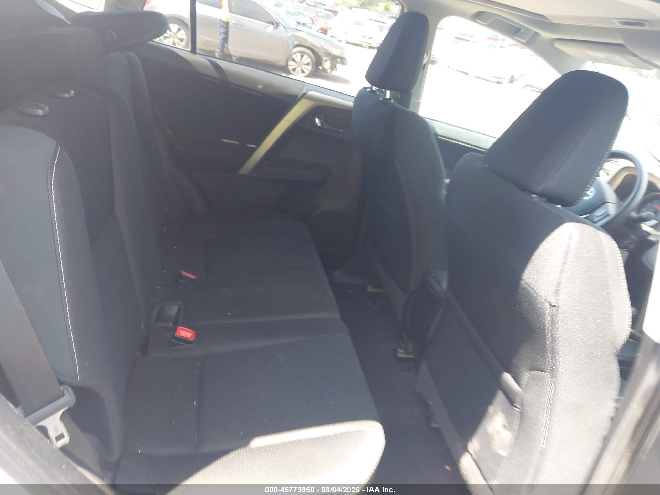2014 Toyota Rav4 Xle Silver vin: 2T3RFREVXEW204368