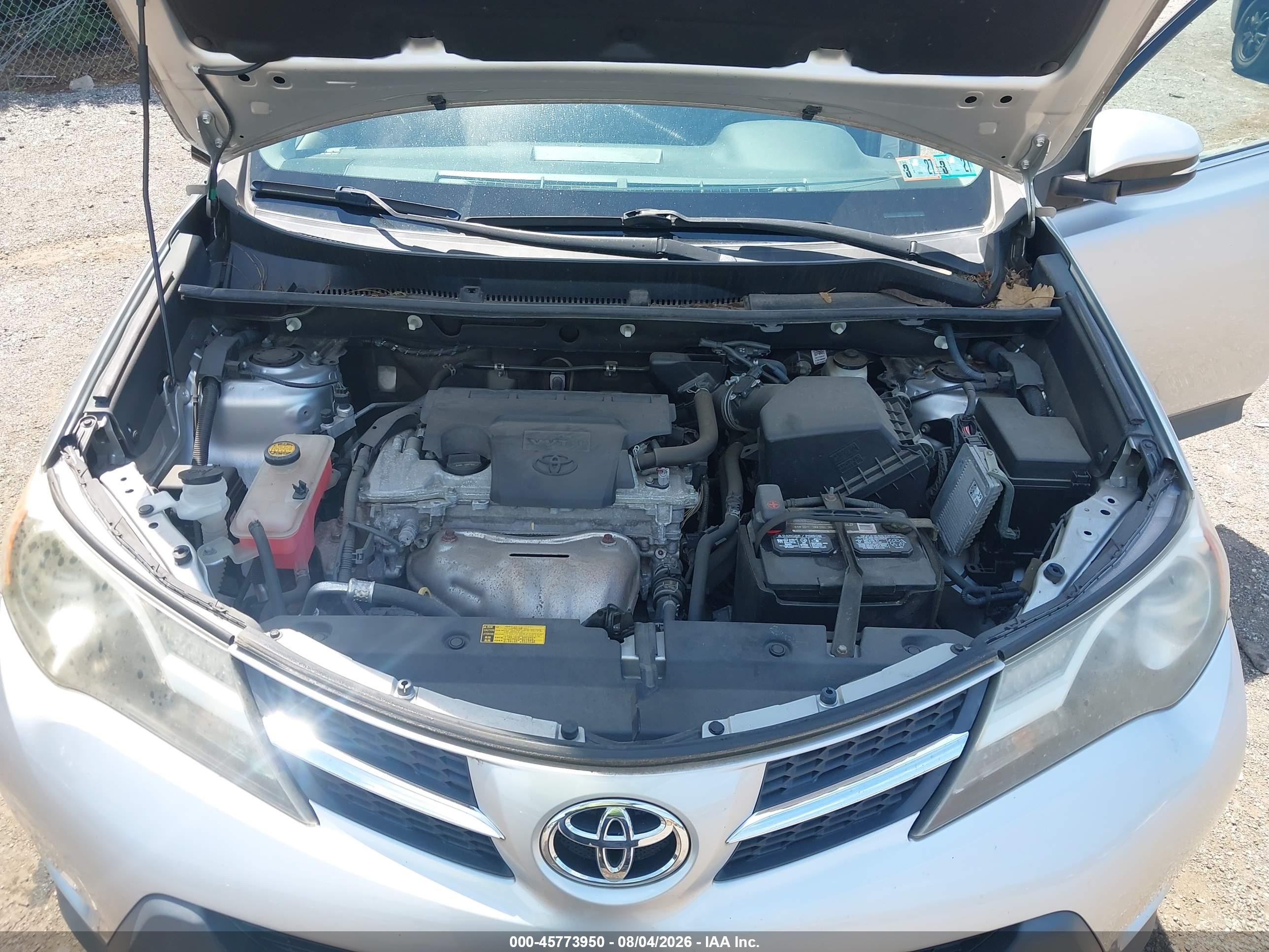 2014 Toyota Rav4 Xle Silver vin: 2T3RFREVXEW204368