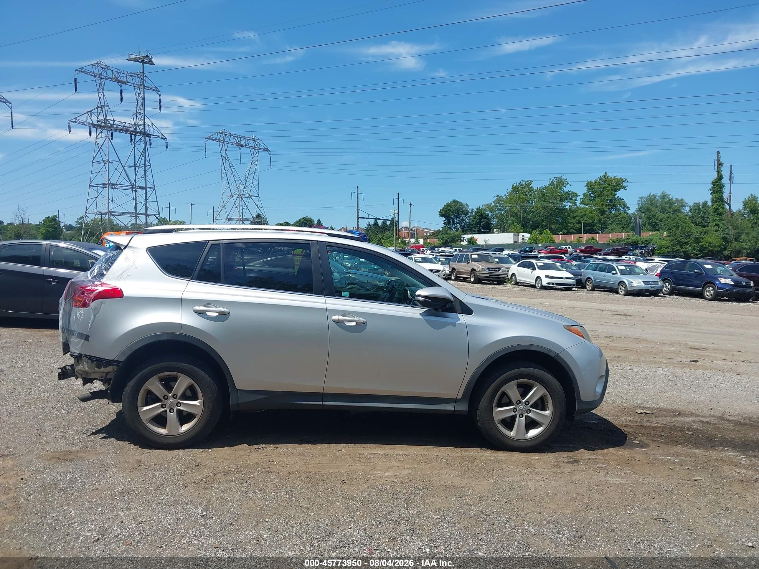 2014 Toyota Rav4 Xle Silver vin: 2T3RFREVXEW204368