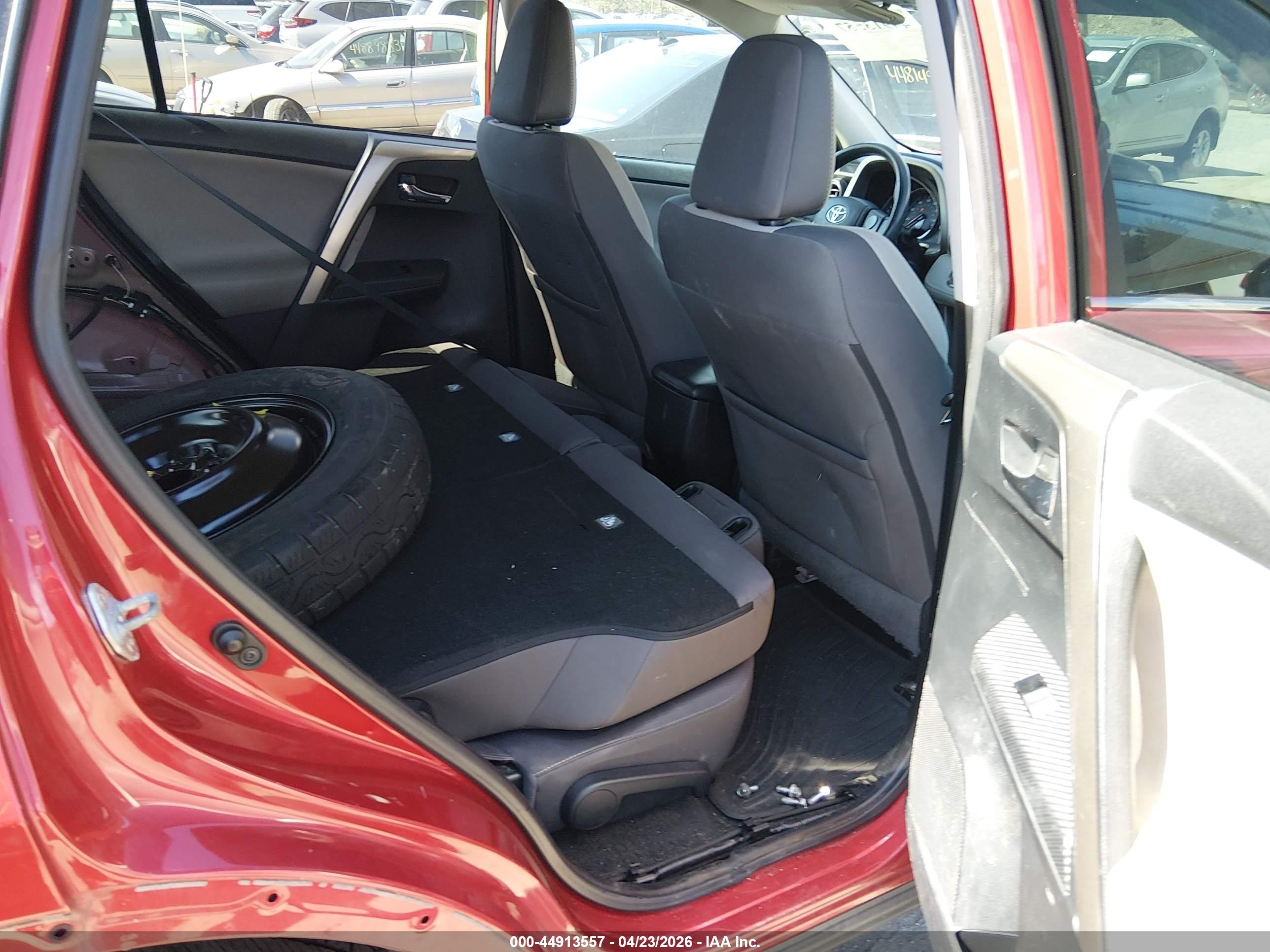 2014 Toyota Rav4 Xle Red vin: 2T3RFREVXEW217525