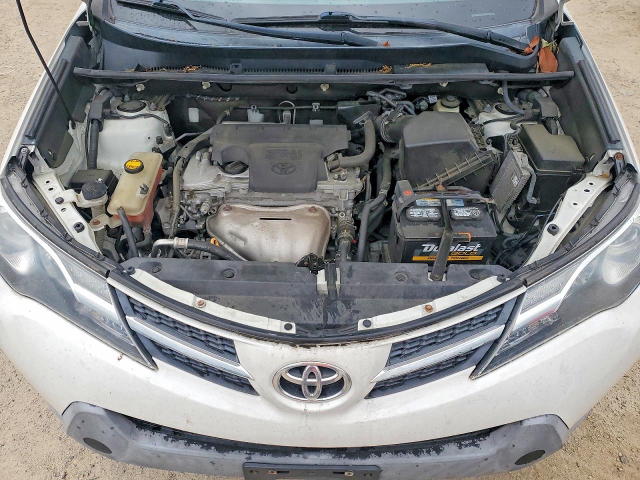 2015 Toyota Rav4 Xle White vin: 2T3RFREVXFW230051